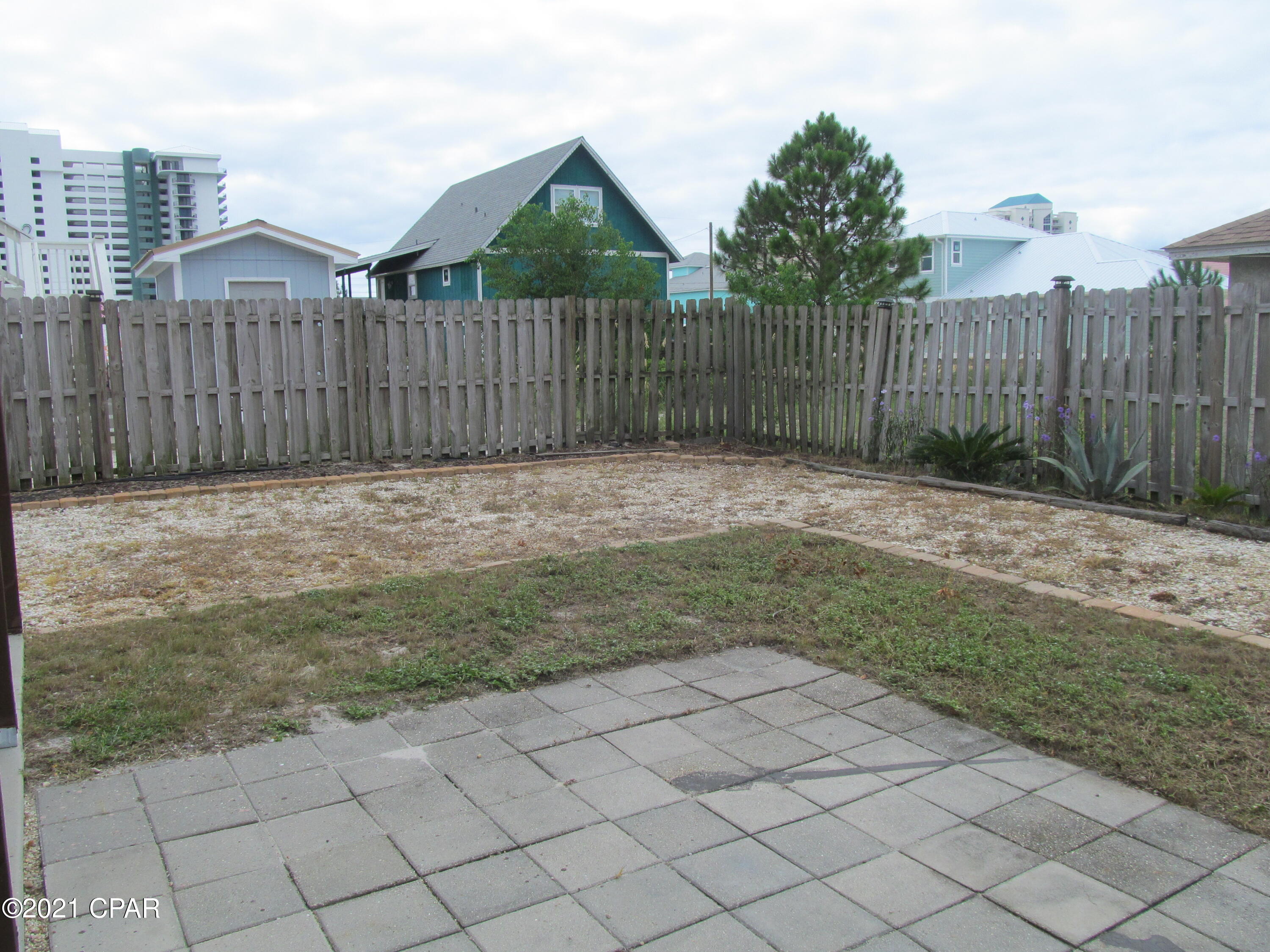 Crescent Beach Unit 1 - Residential Lease