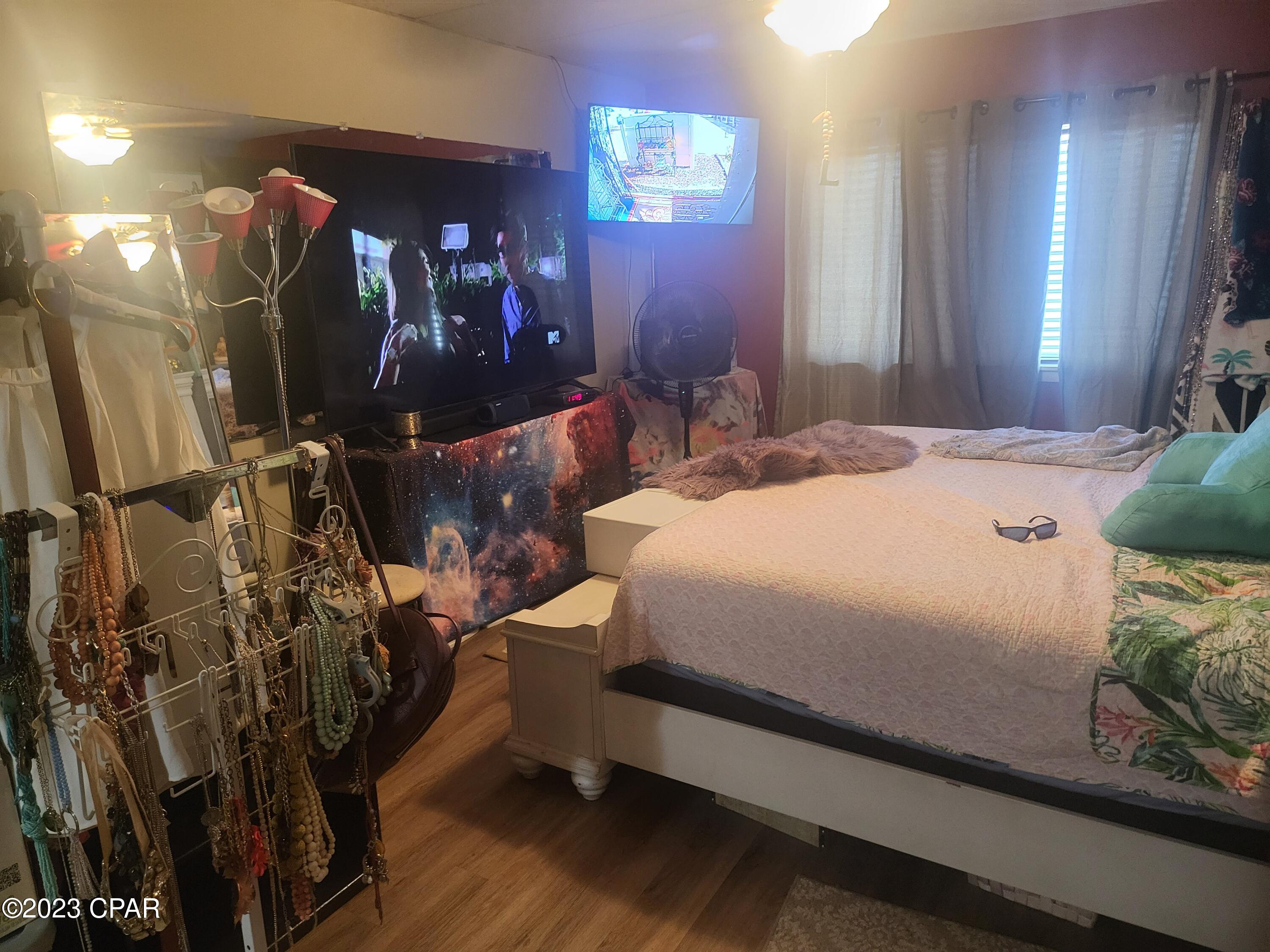 Bay Club Condo Ph 1 - Residential