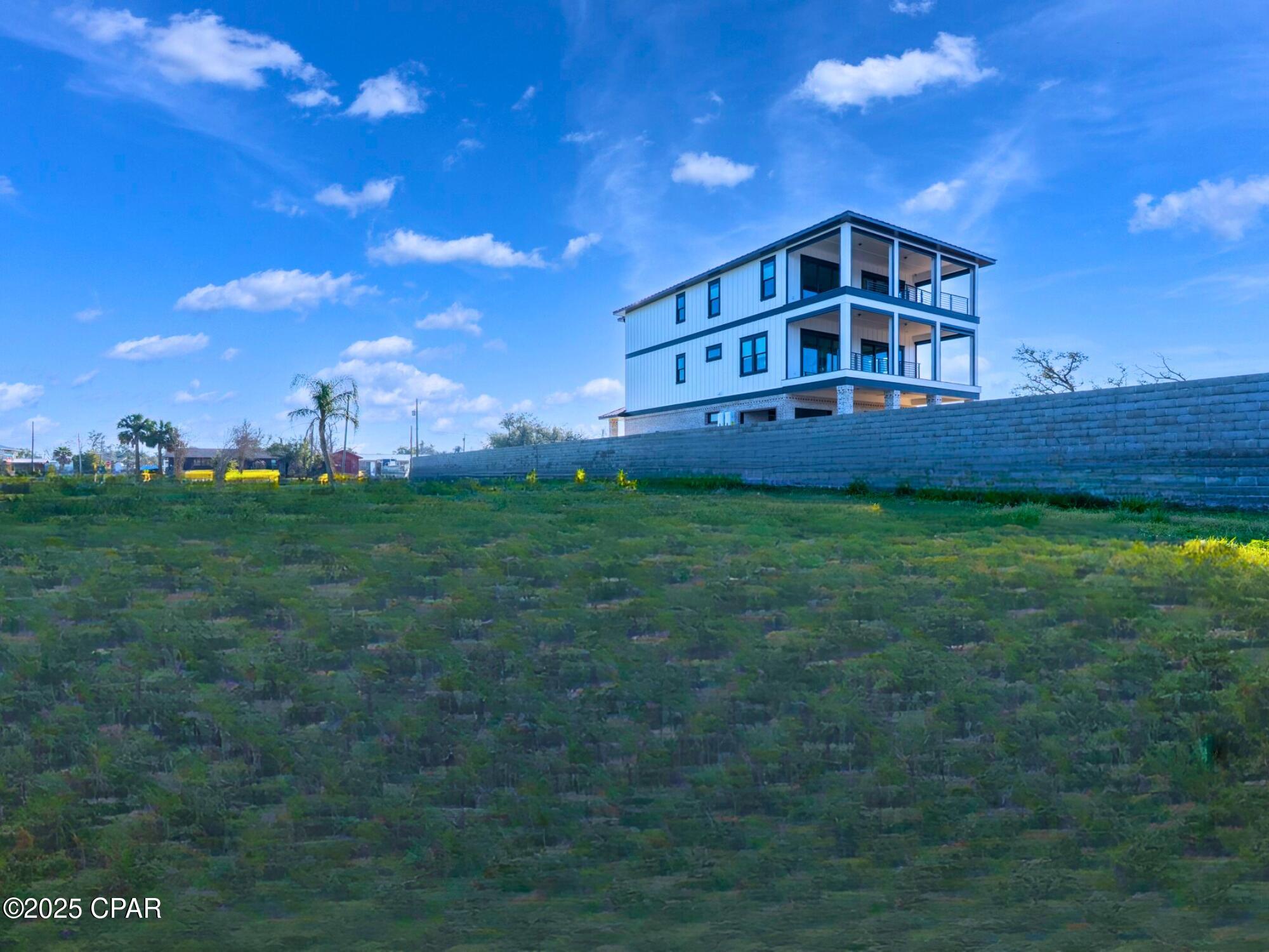 Bayview Heights - Land