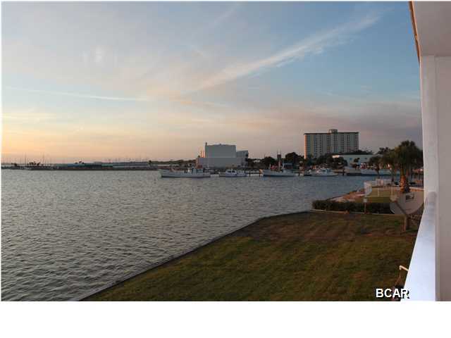 Grand Bay Townhomes - Residential