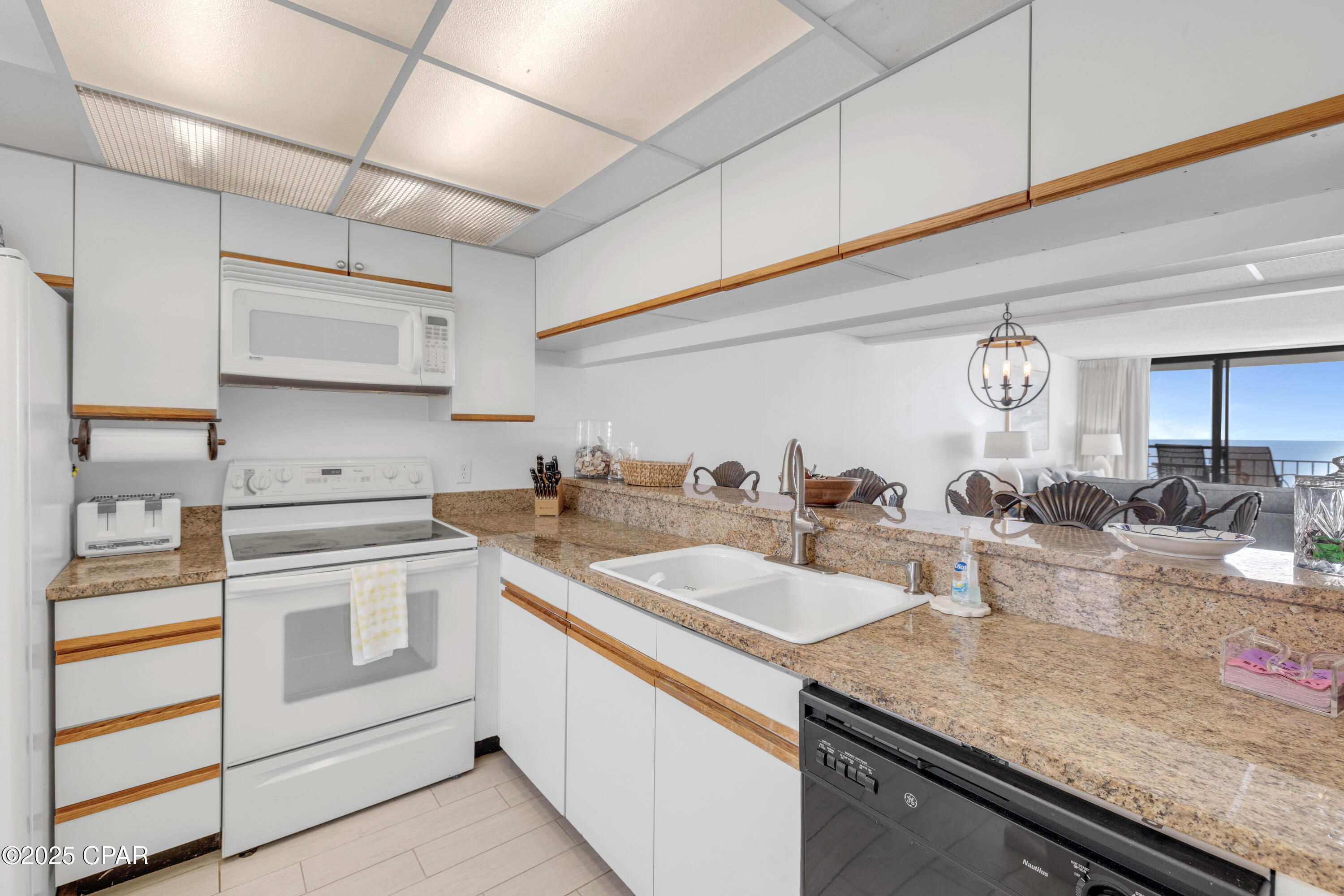 Edgewater Tower I - Residential