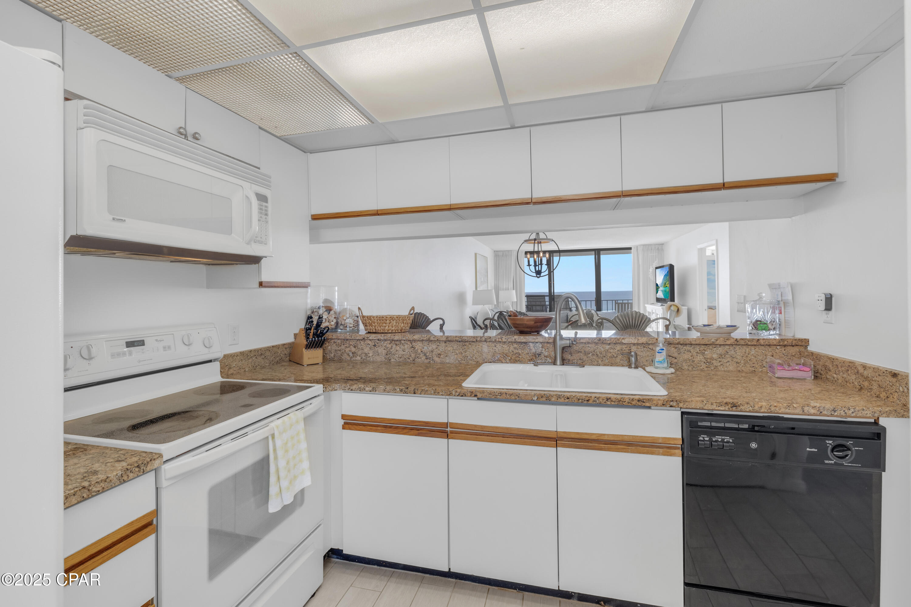 Edgewater Tower I - Residential