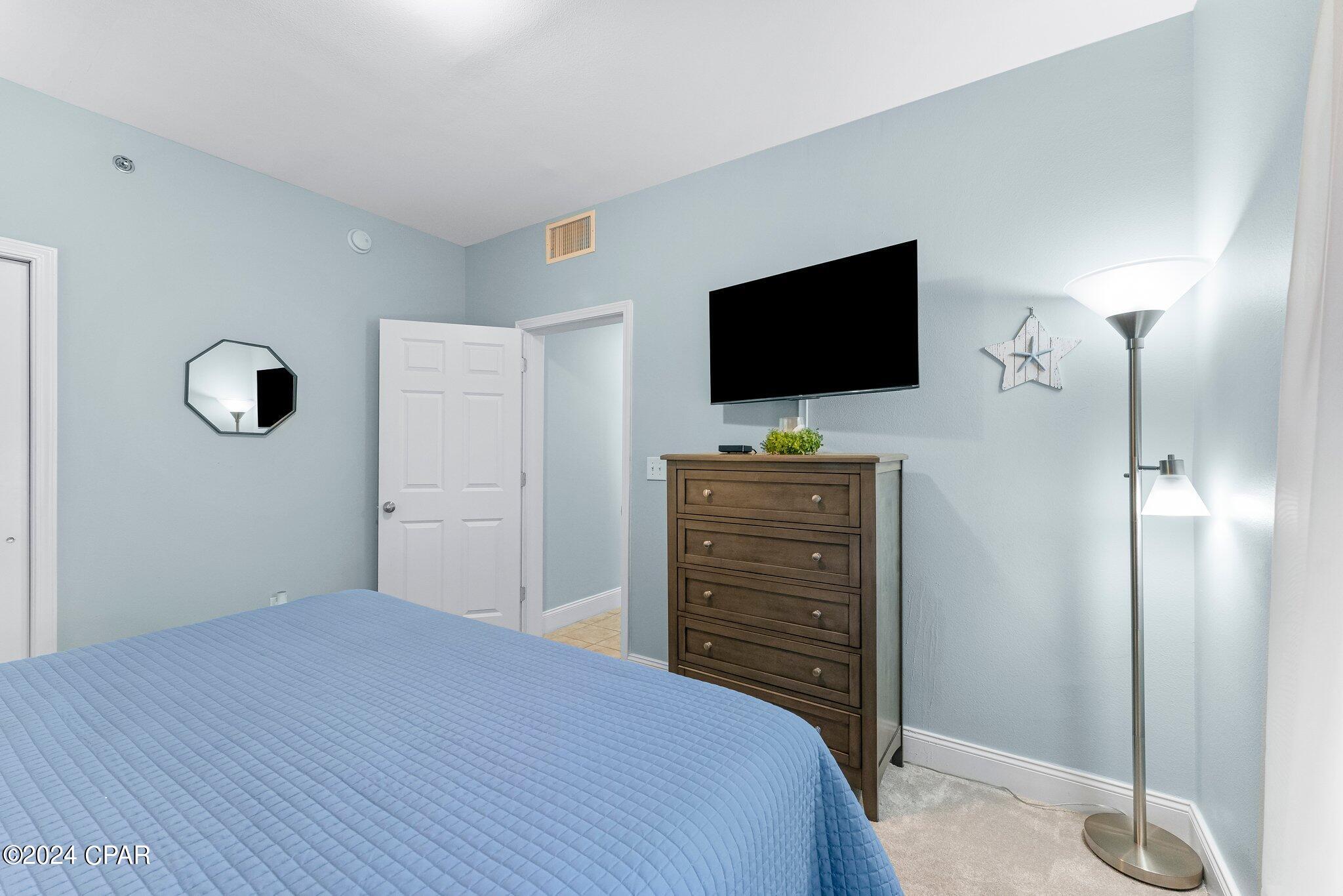 Laketown Wharf - Residential