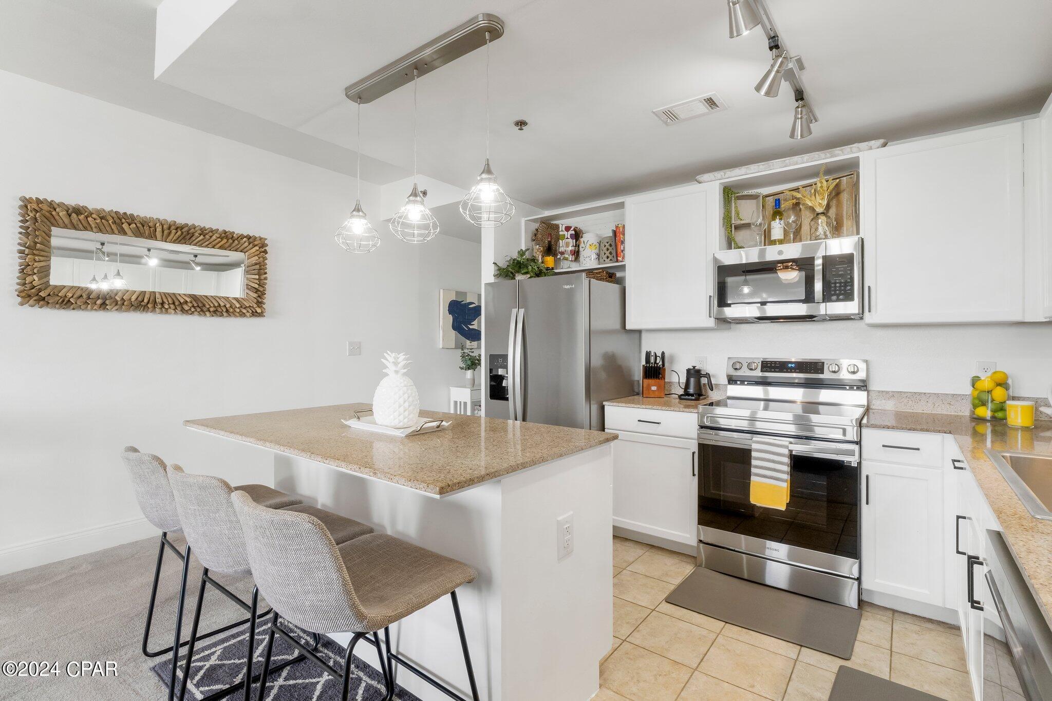 Laketown Wharf - Residential