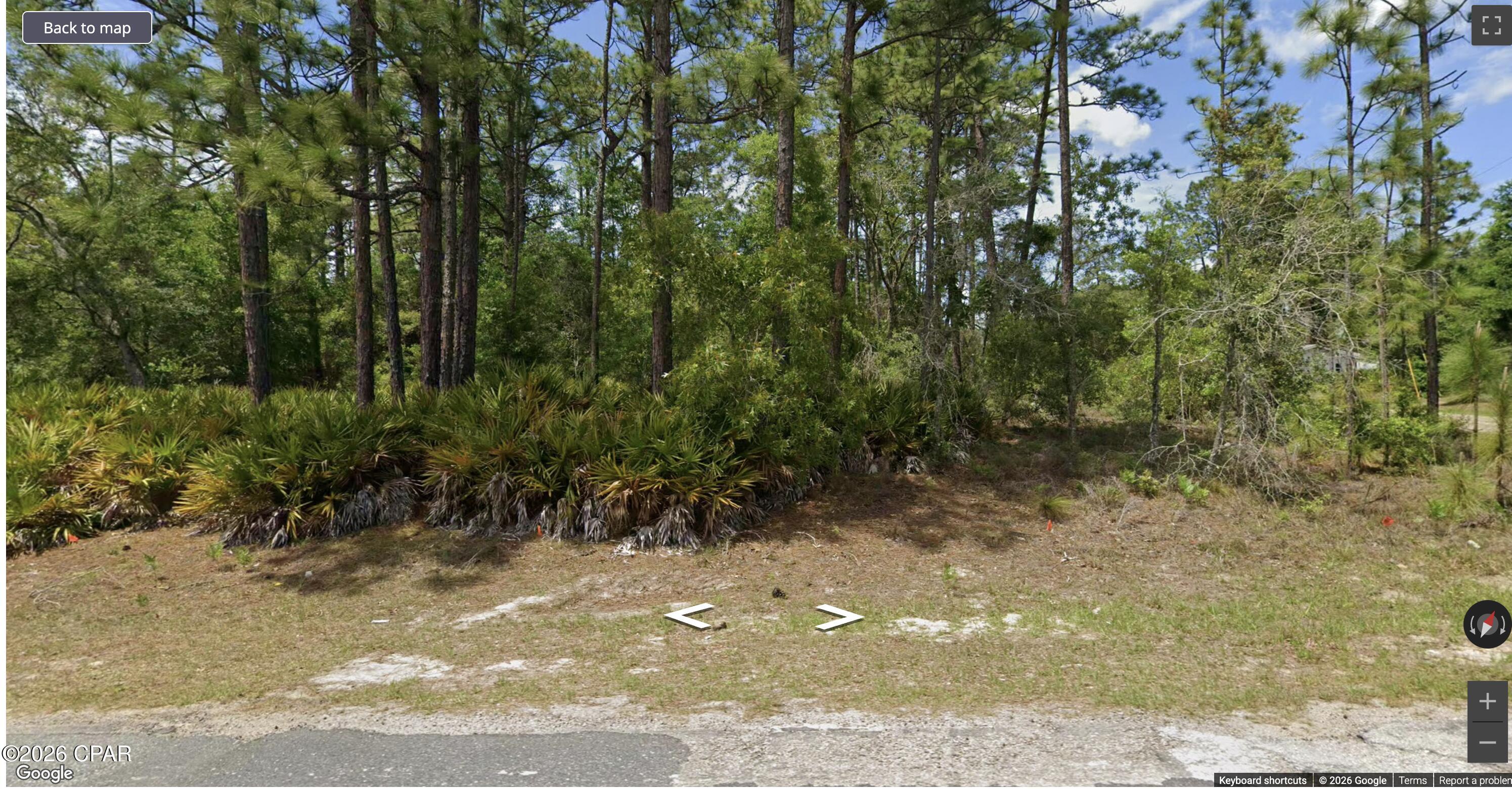 This is the perfect vacant lot to build the dream home! Citrus Springs is a growing community, it's a short drive to the beautiful Rainbow Springs State Park. Have fun outdoors with your family and friends, boating, tubing, swimming, golfing, biking, or you can just relax by the river and enjoy the scenery and fresh air. Also very close to Inverness; famous for its freshwater fishing, kayaking, lakefront shops, restaurants, parks and lodges. Easy access to both US41 and US44 means local nature reserves and the Withlacoochee River are nearby with miles of hiking trails. In addition to Inverness; Ocala, Tampa, The Villages, Wildwood and Lake Panasoffkee are all an easy commute from this location. No flood zone, no HOA fees, and low taxes!