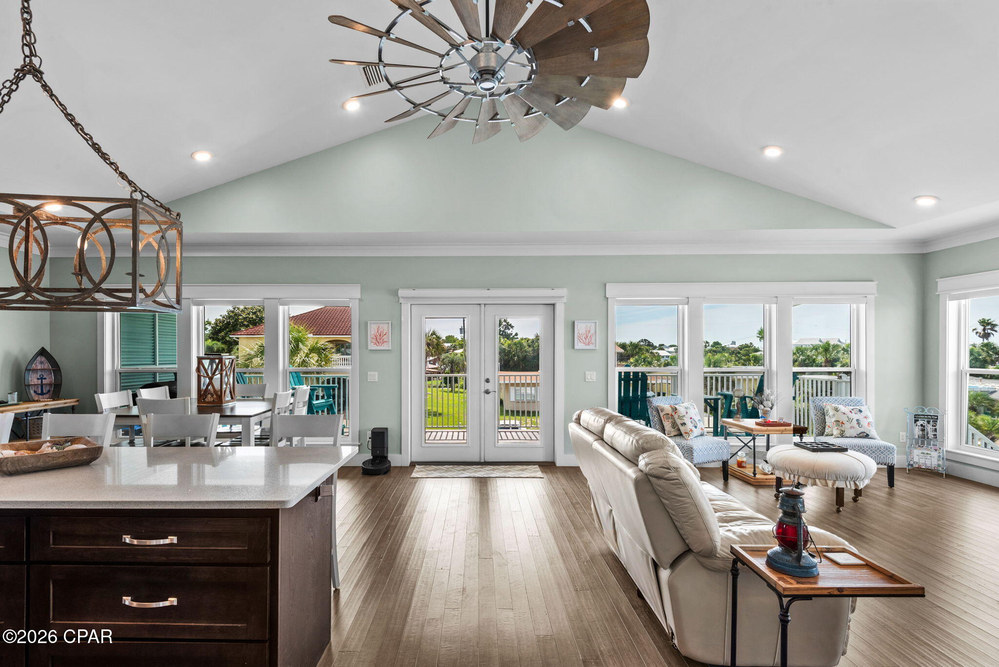 Santa Monica Beach - Residential