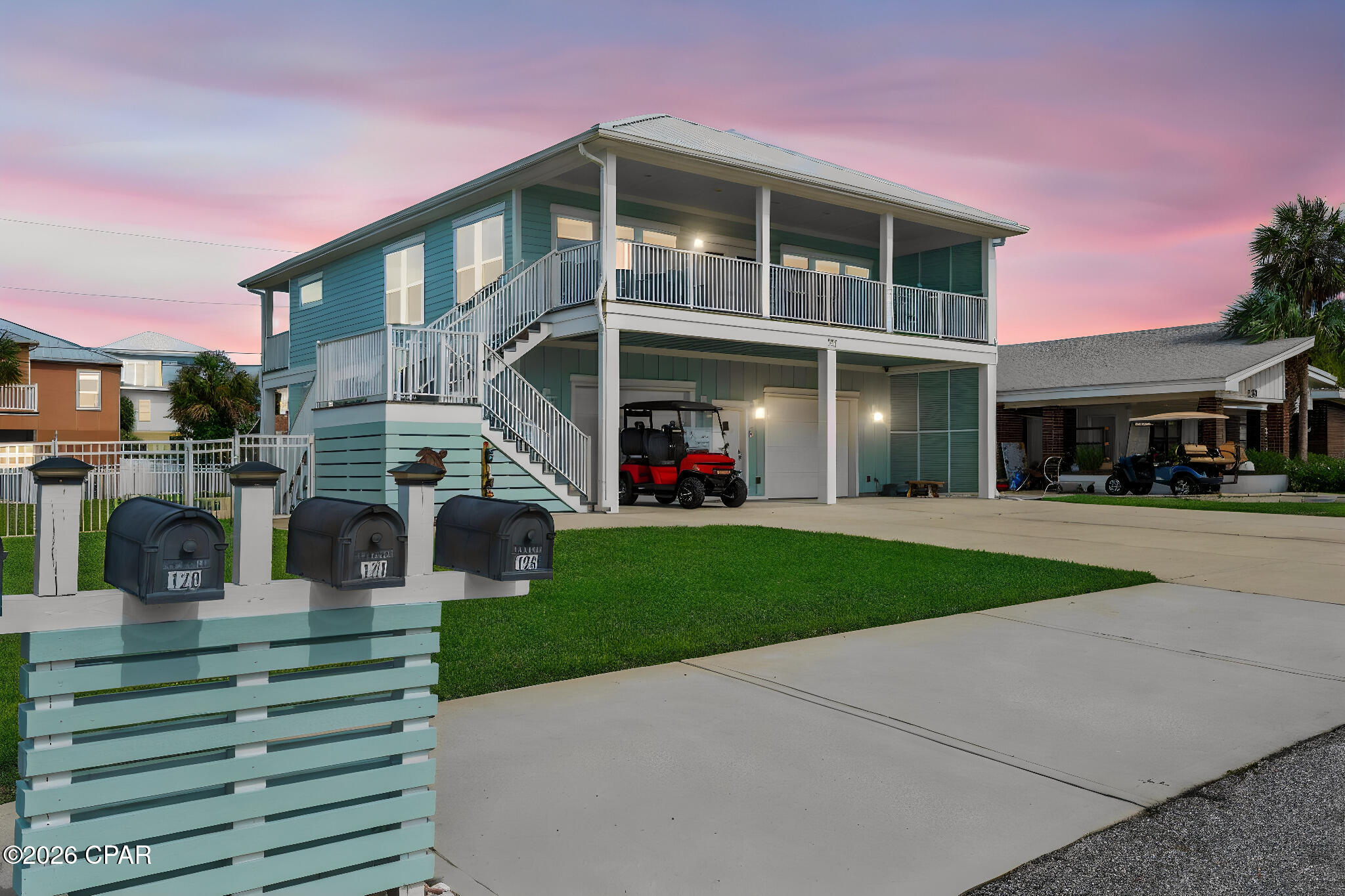 Santa Monica Beach - Residential