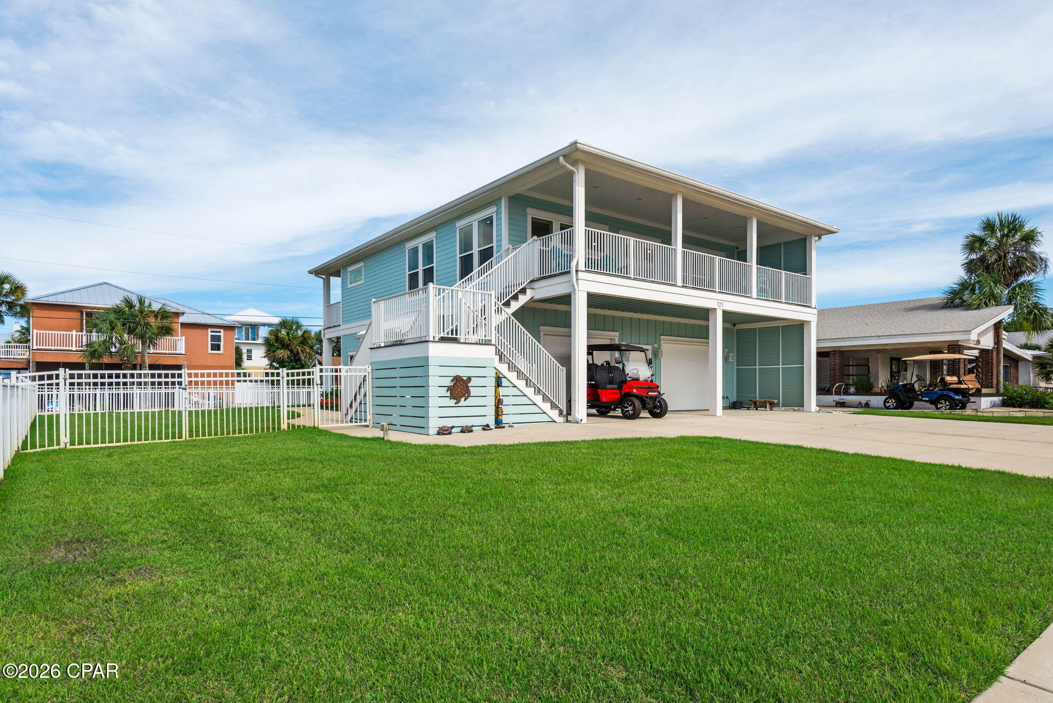 Santa Monica Beach - Residential