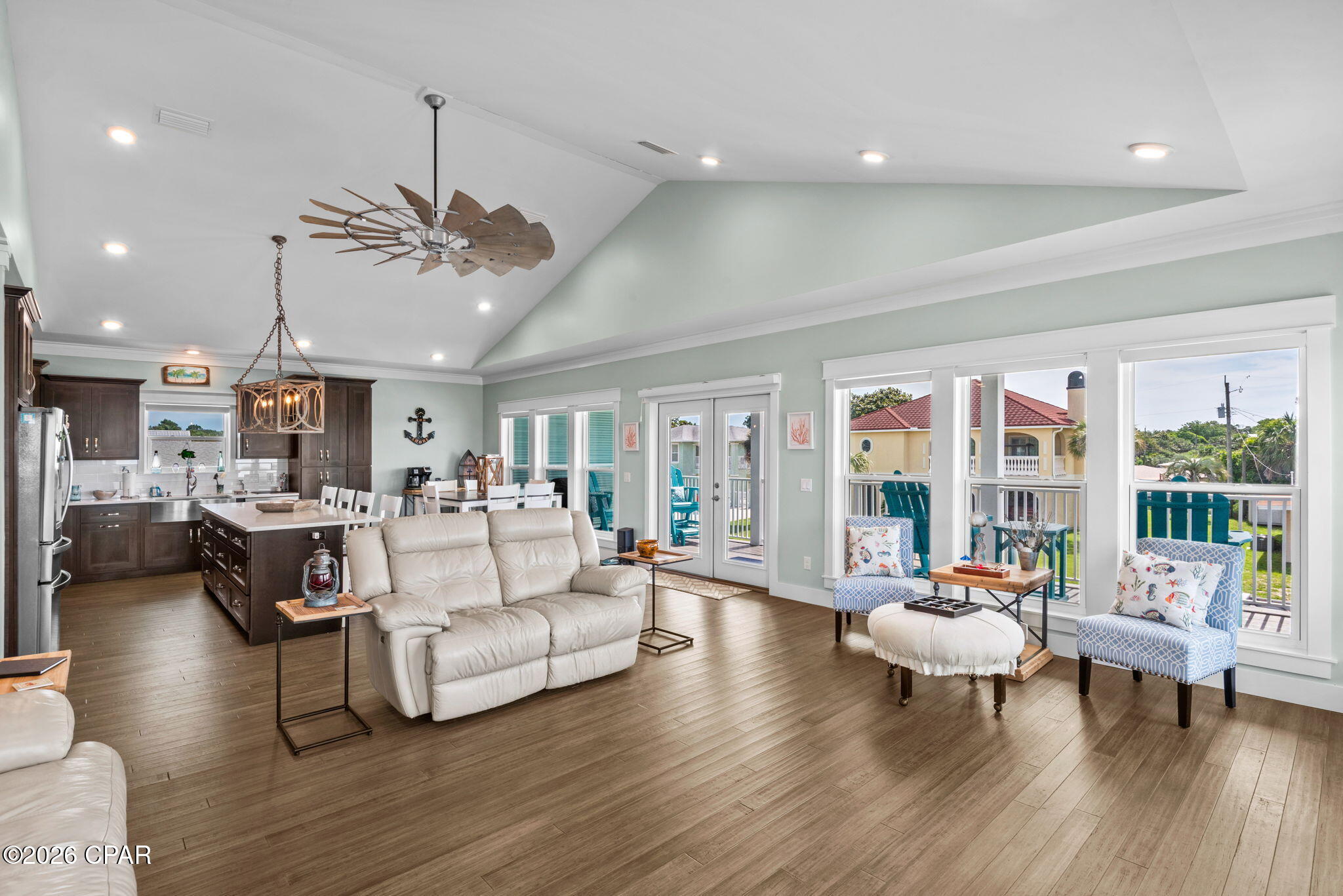 Santa Monica Beach - Residential