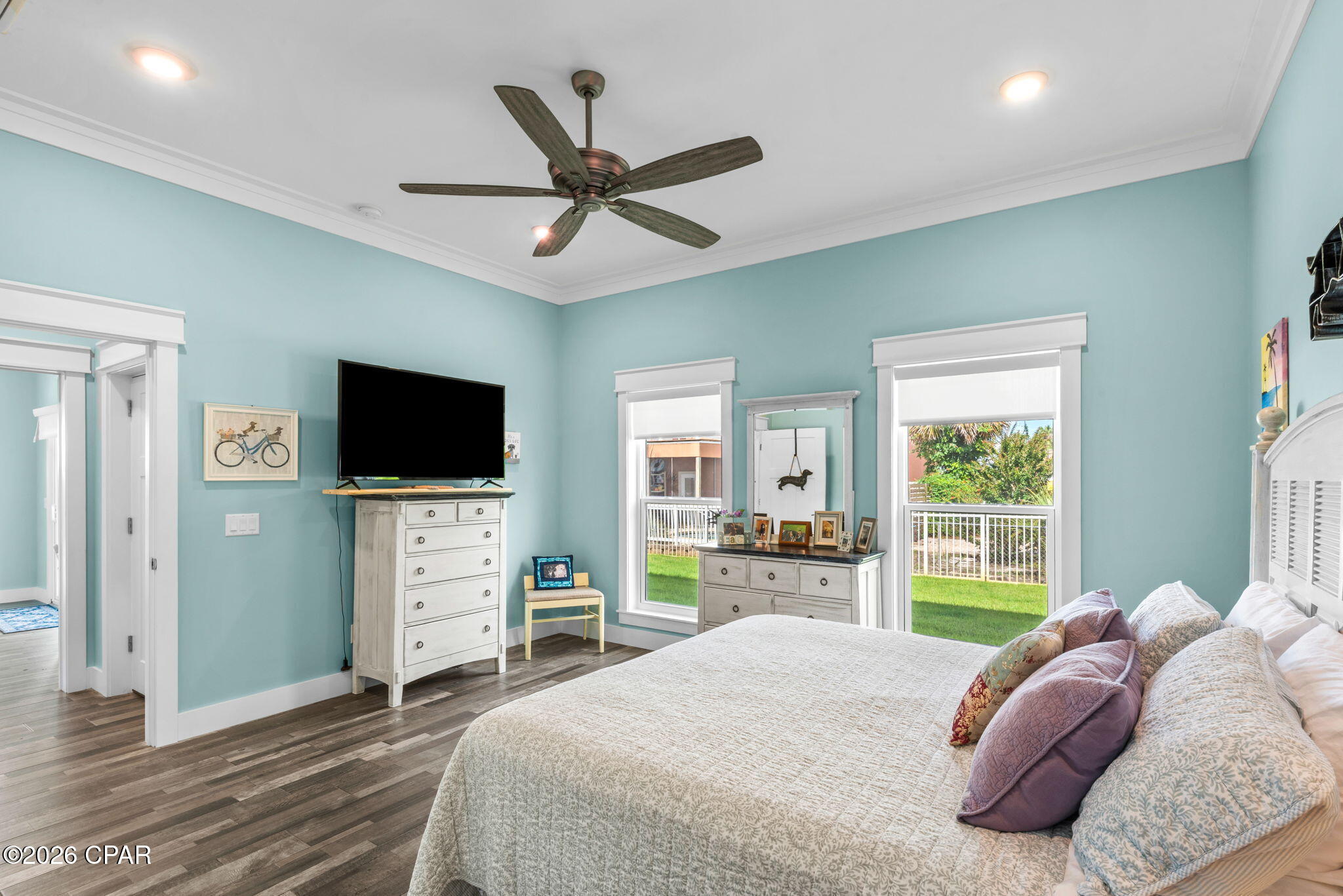 Santa Monica Beach - Residential