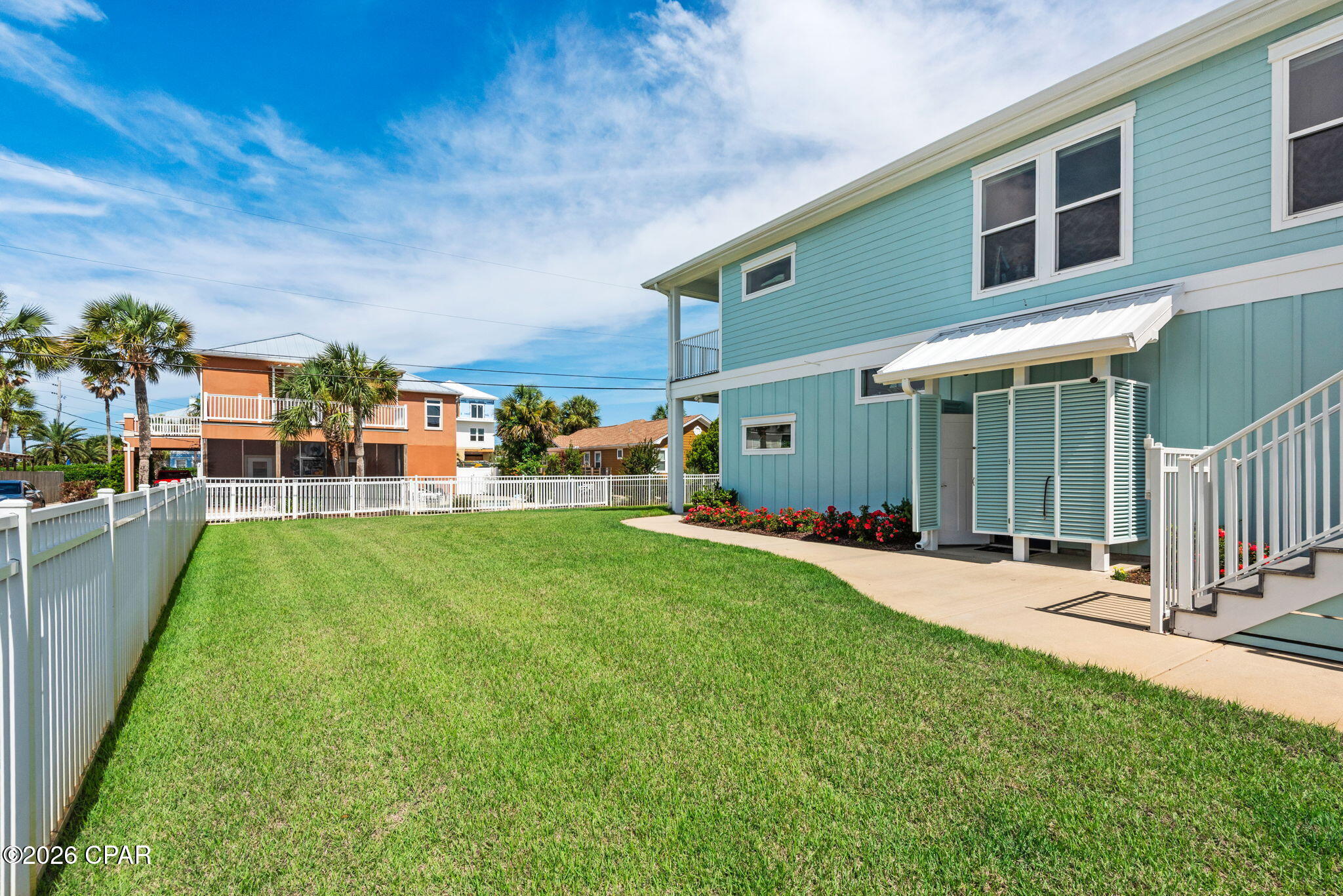 Santa Monica Beach - Residential