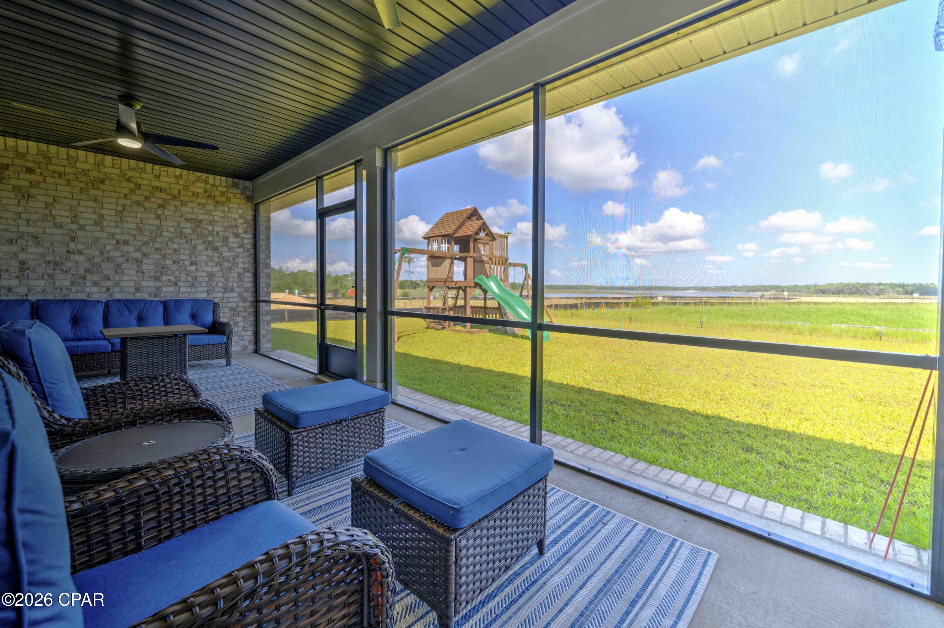 Lake Merial - Residential