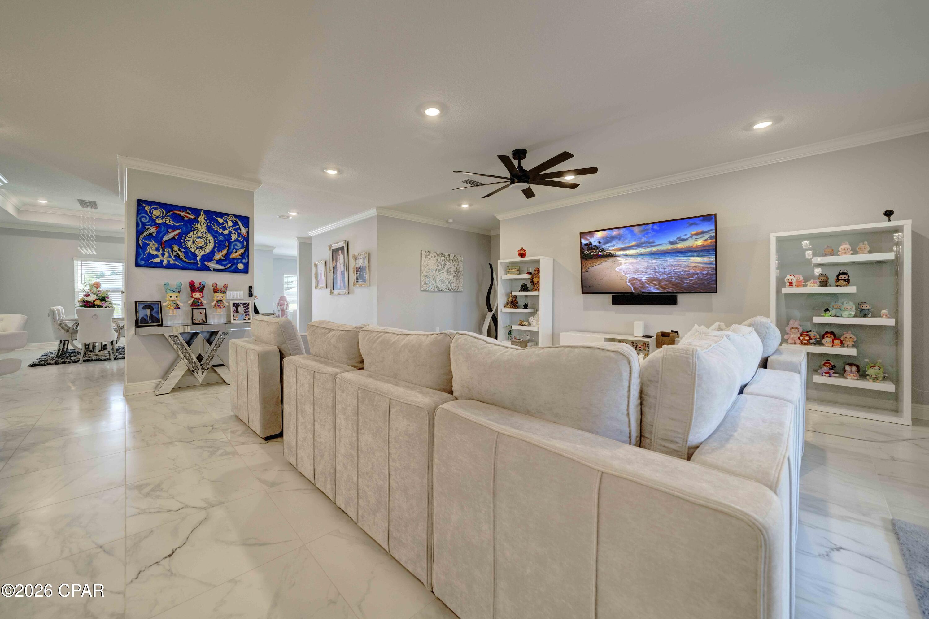 Lake Merial - Residential