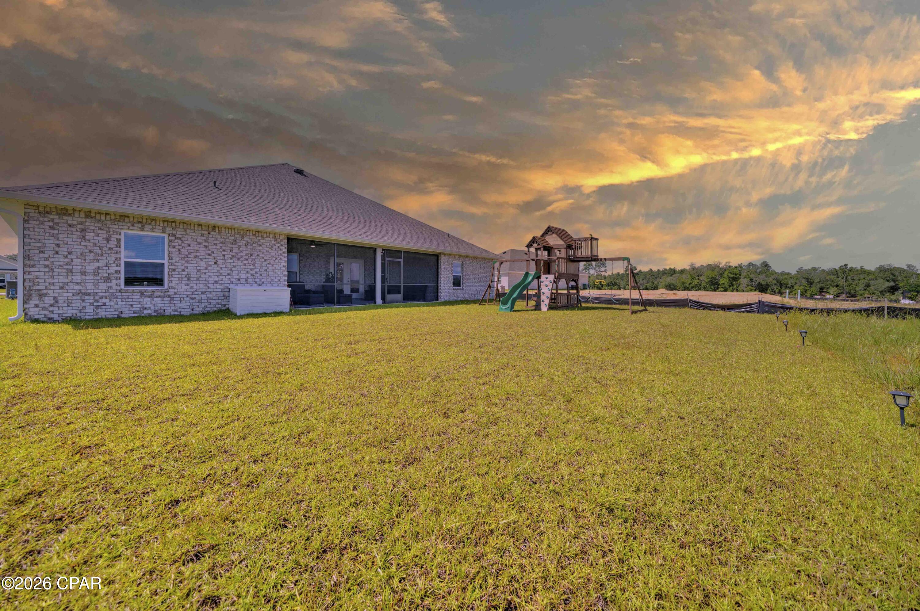 Lake Merial - Residential