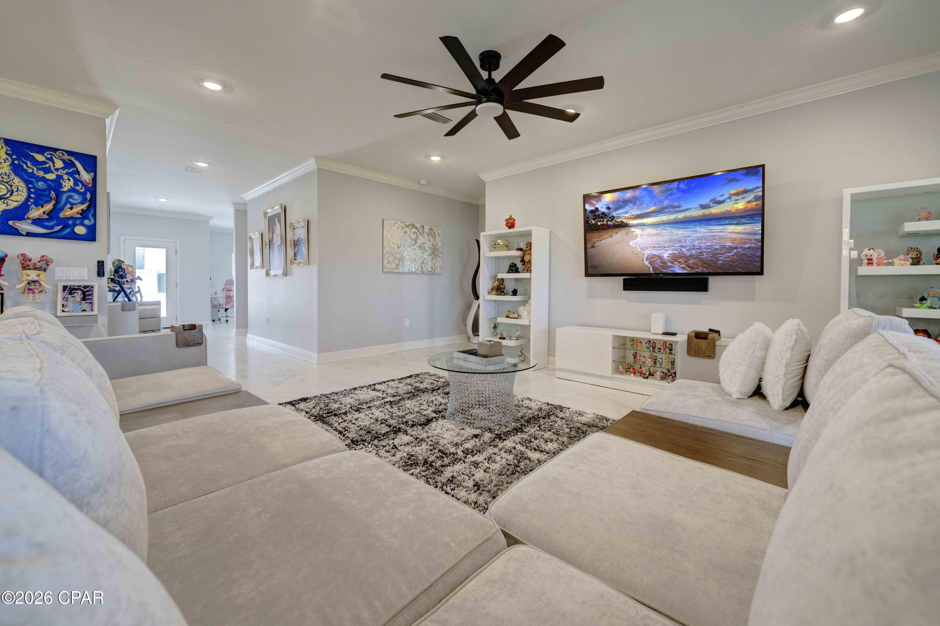 Lake Merial - Residential