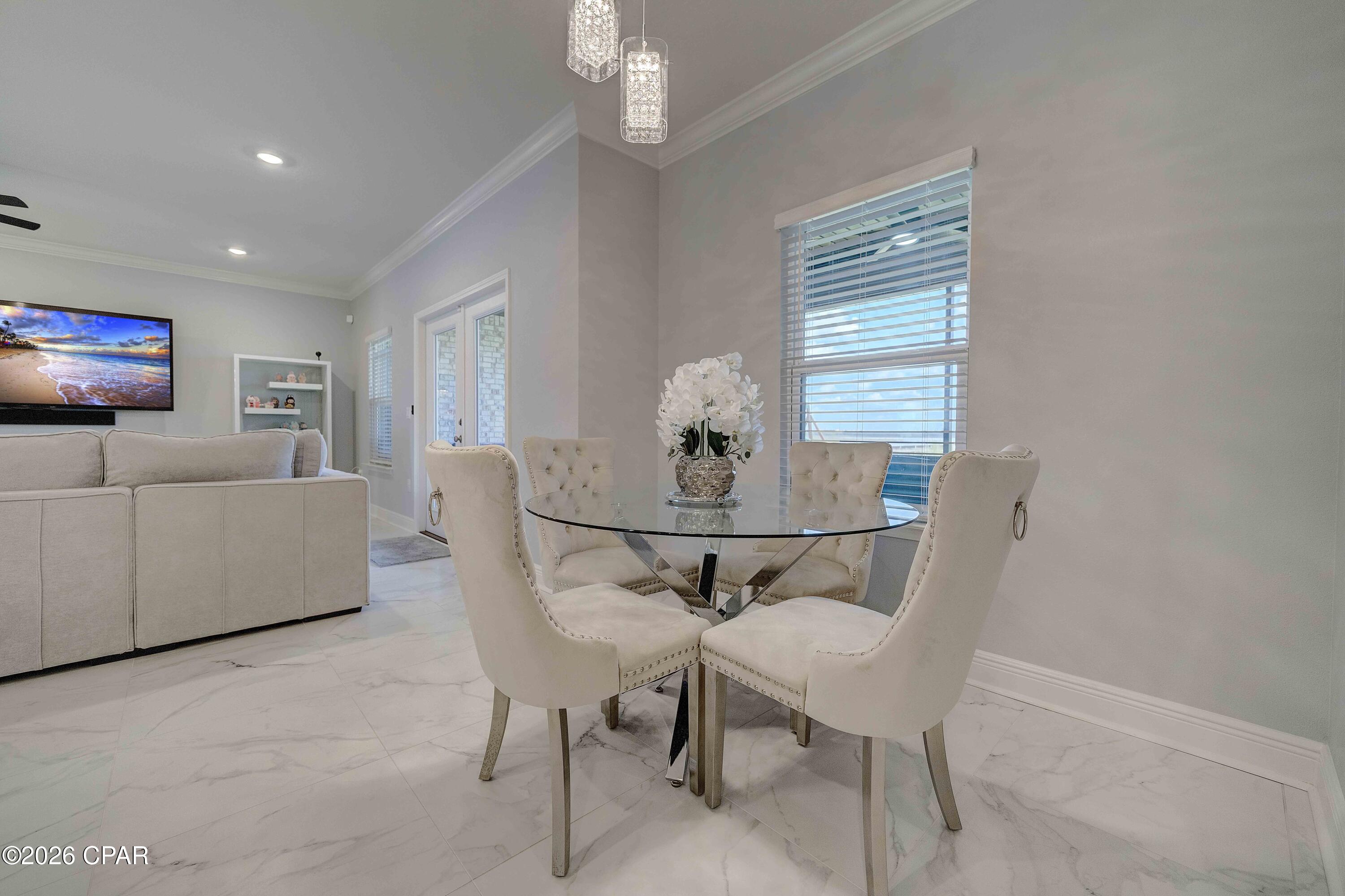Lake Merial - Residential