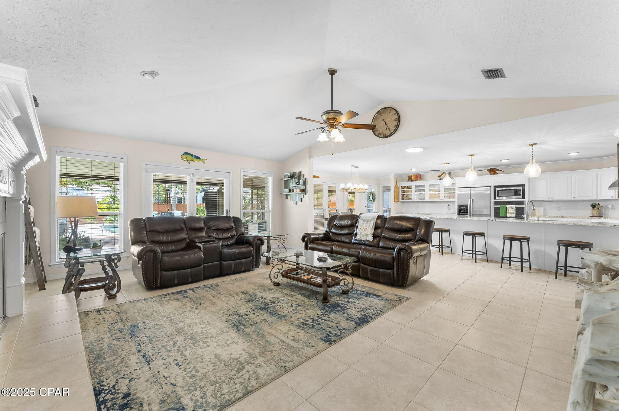 Colony Club Hrbr Ph 3 - Residential