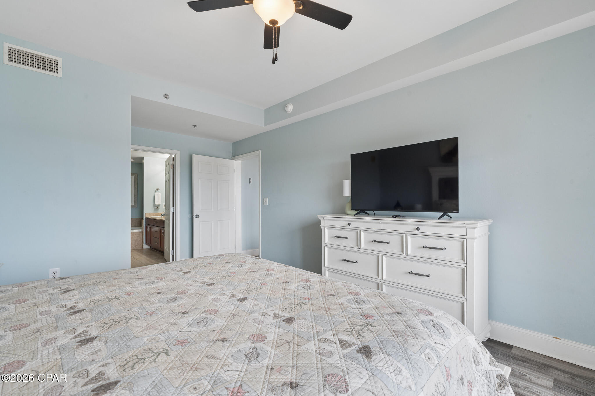 Laketown Wharf - Residential