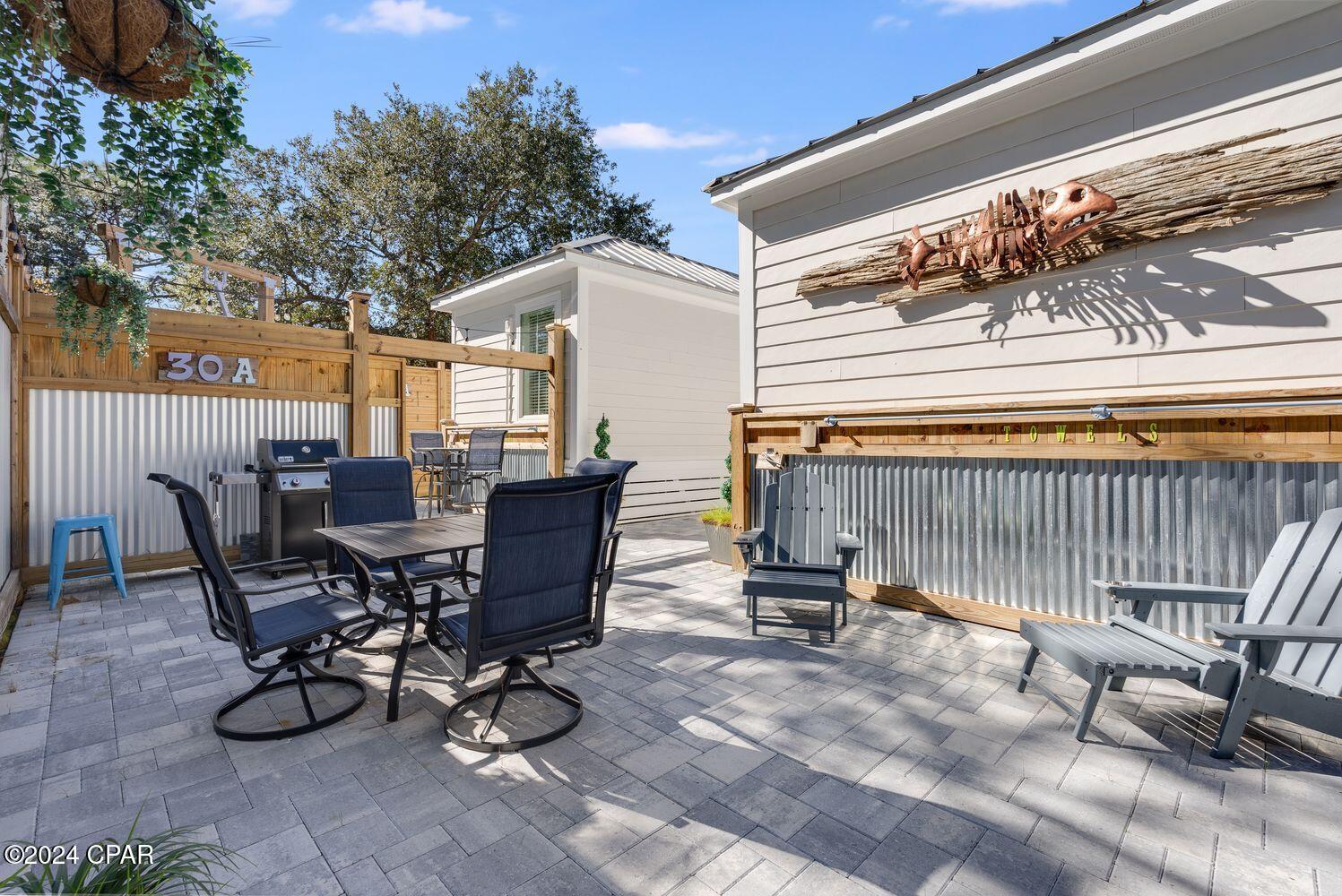 Gulf Shore Manor - Residential