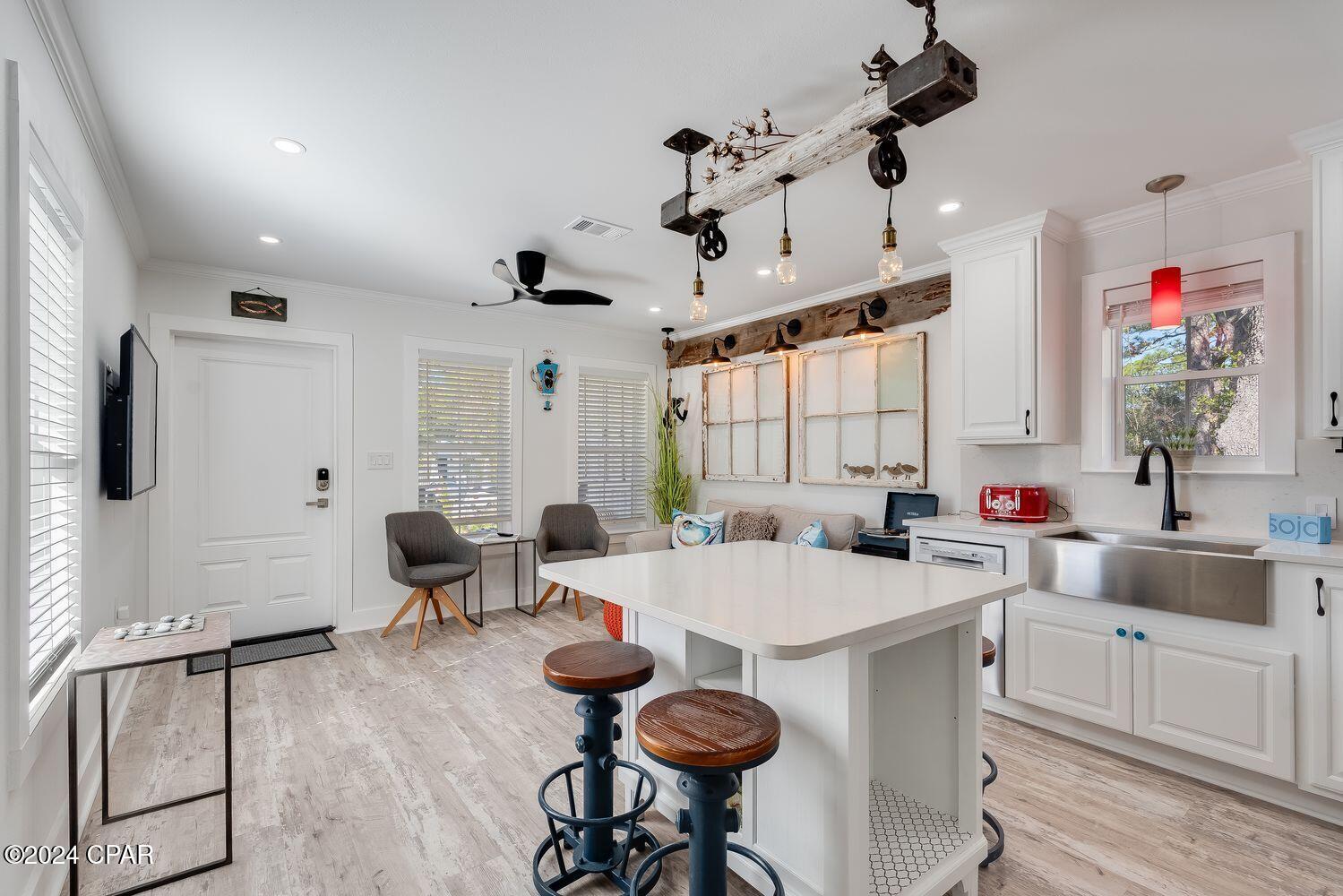 Gulf Shore Manor - Residential