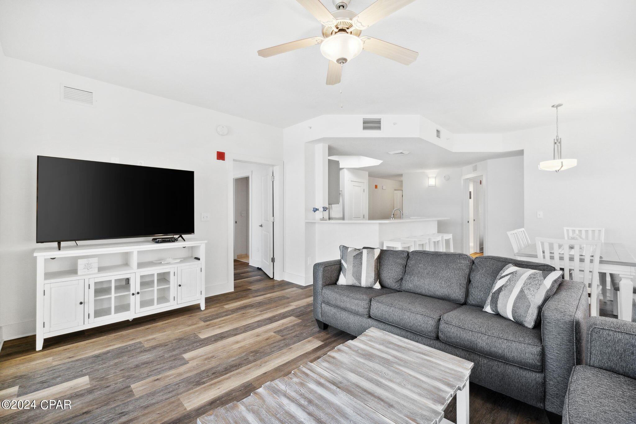 Calypso Towers III - Residential