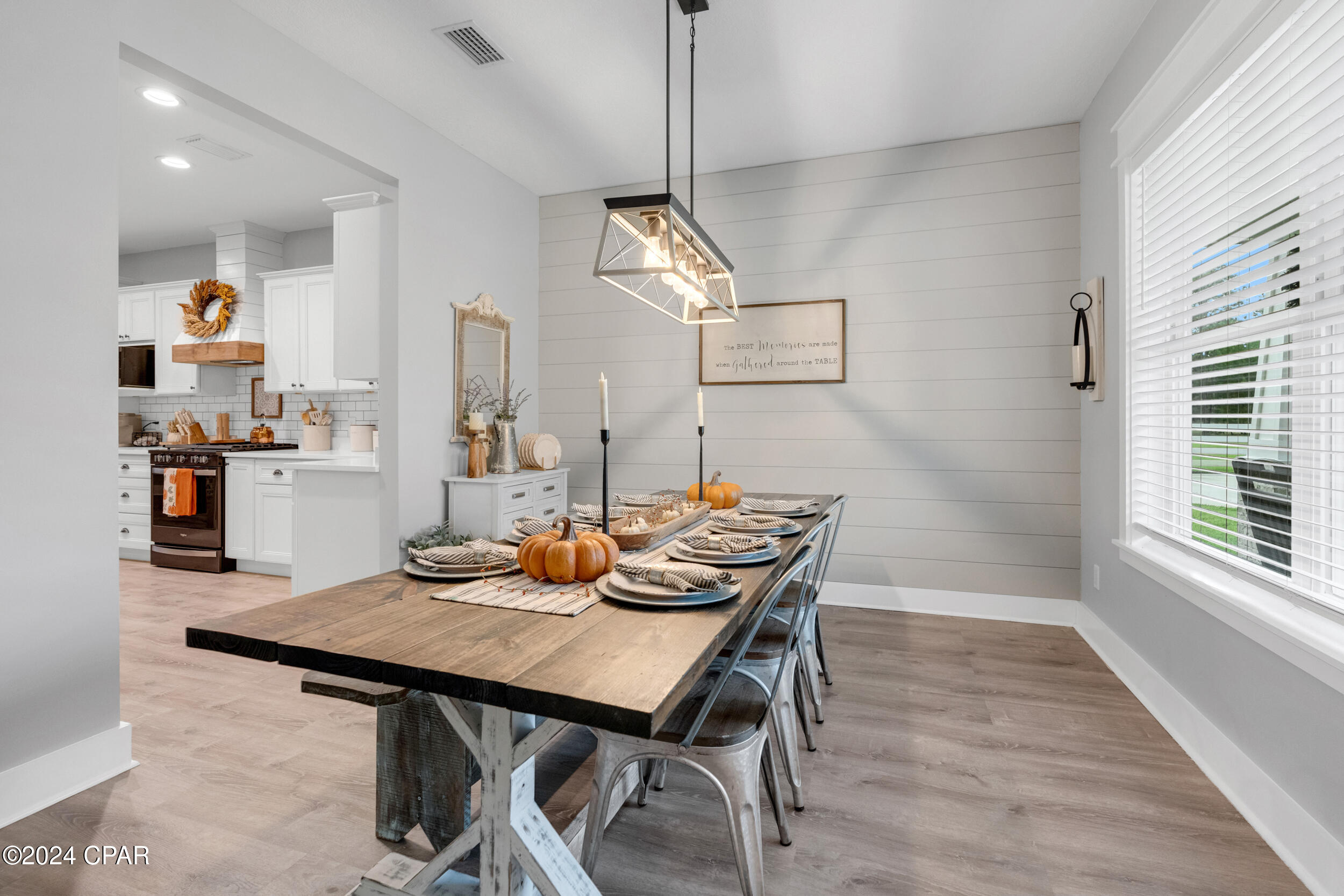 White Oaks - Residential
