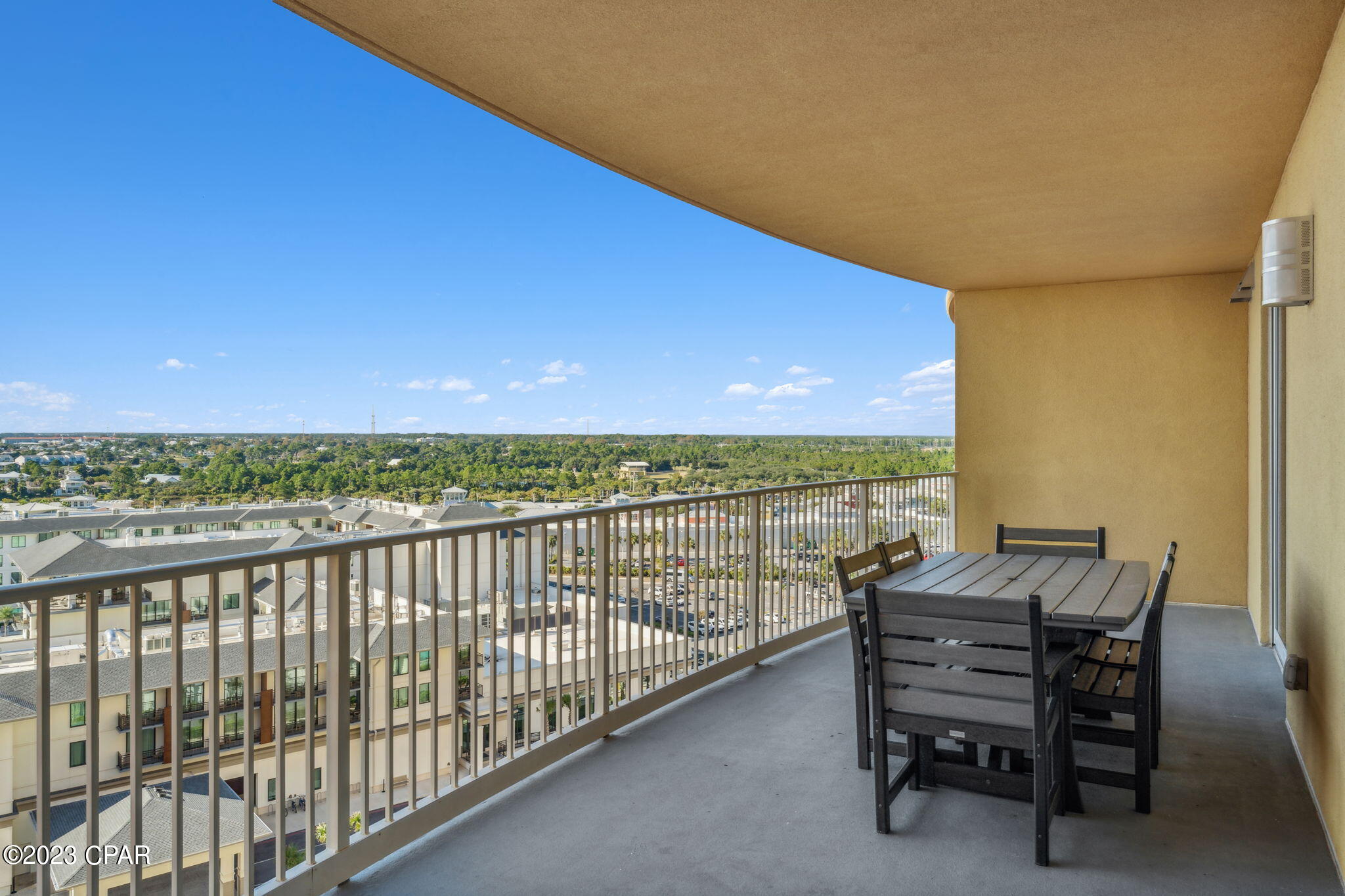 Calypso Towers III - Residential