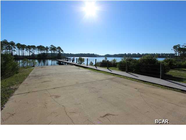Laird Bayou - Land