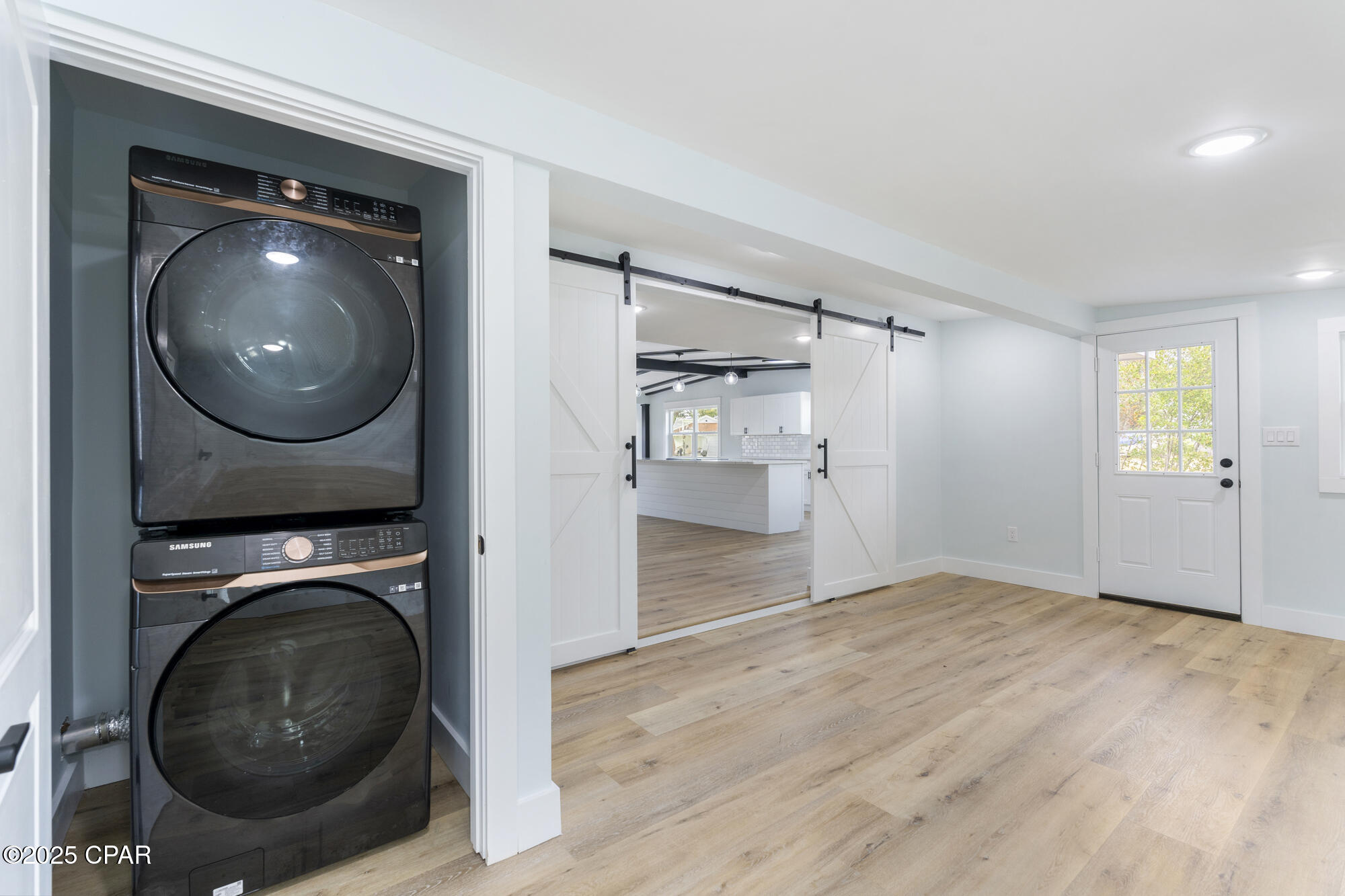 Woodlawn Unit 1 - Residential