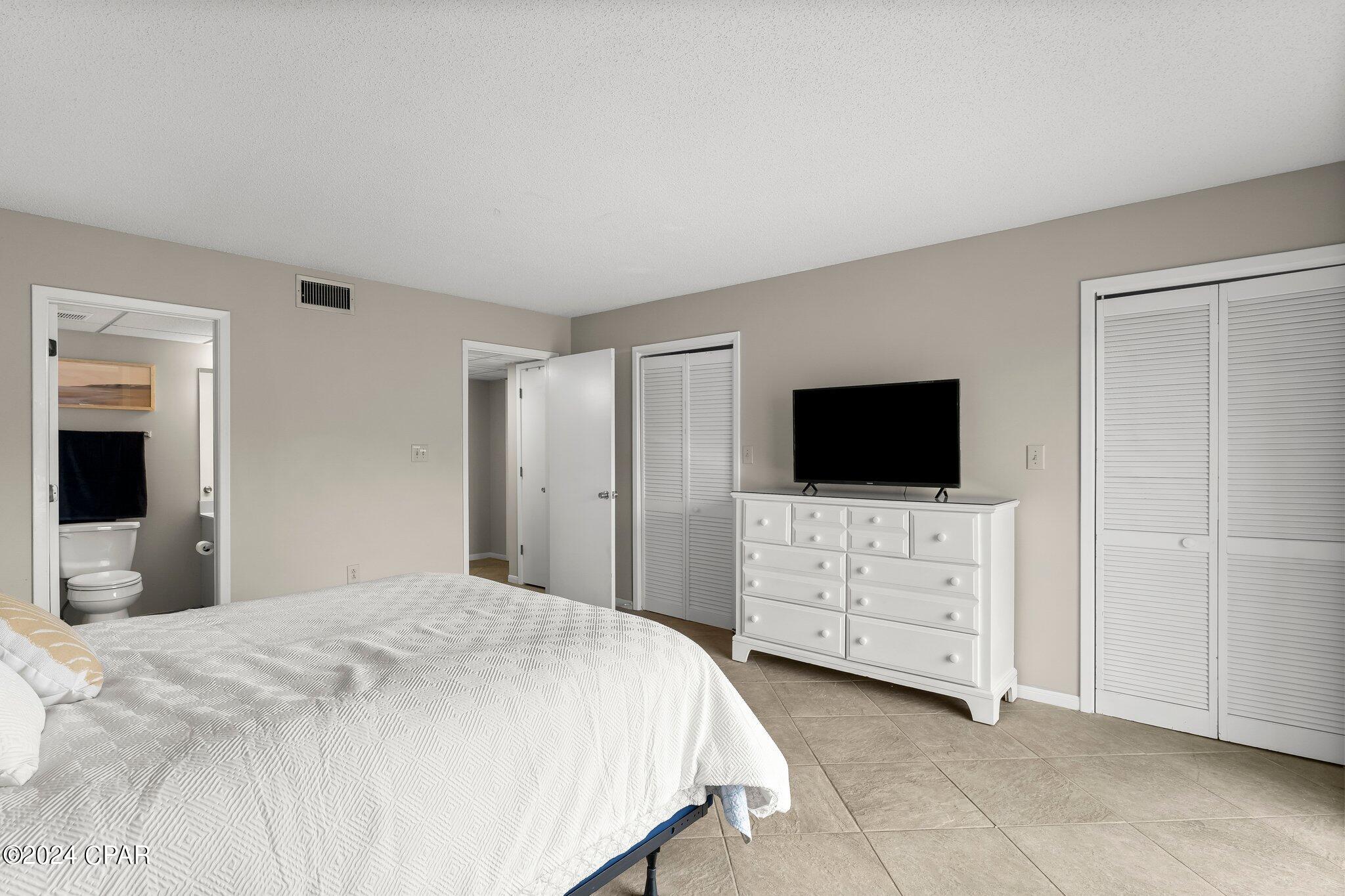 Edgewater Golf Villas II-B - Residential