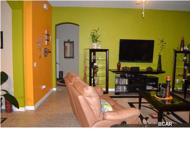 Hawks Landing - Residential