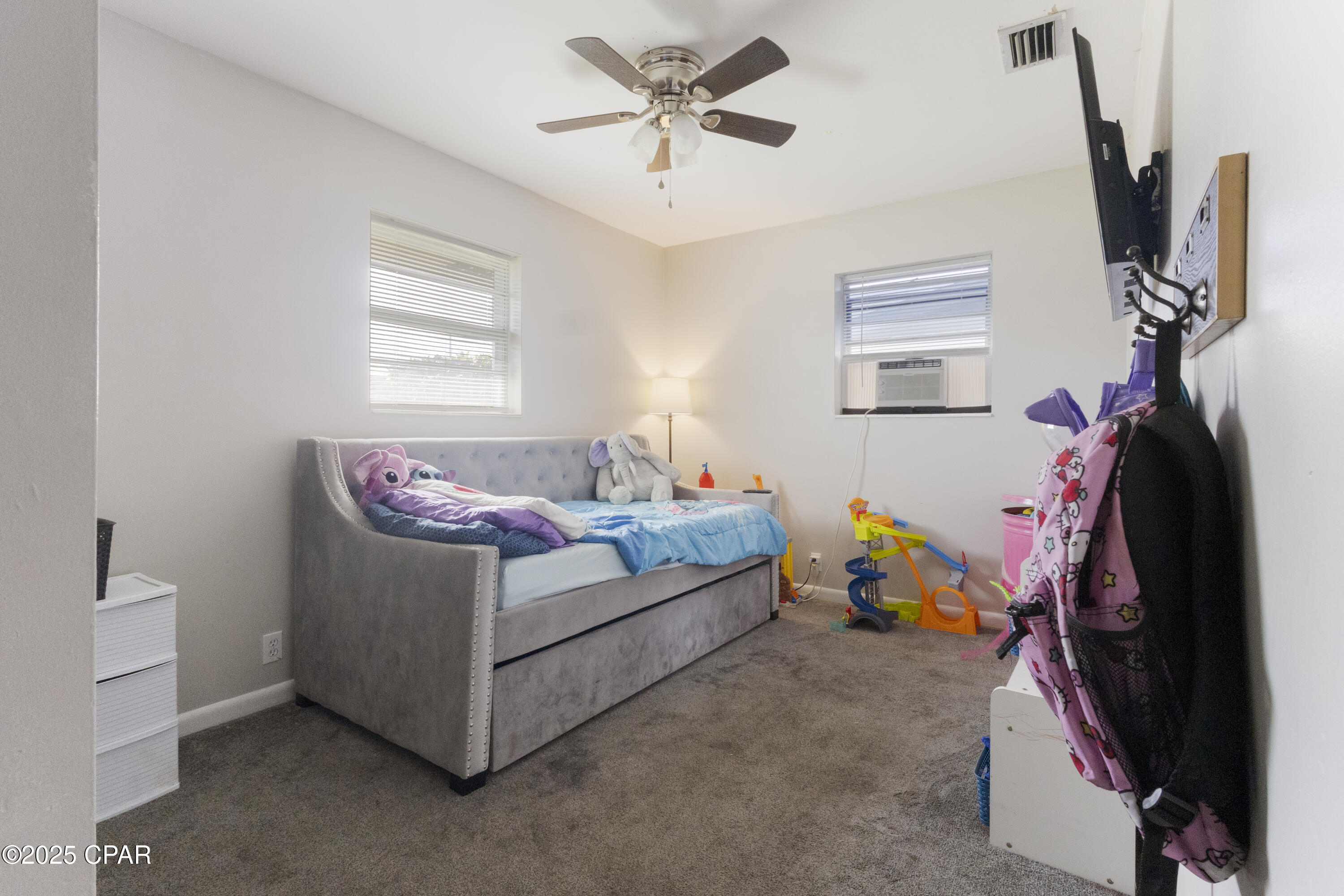 Hentz 1st Add Unit B - Residential