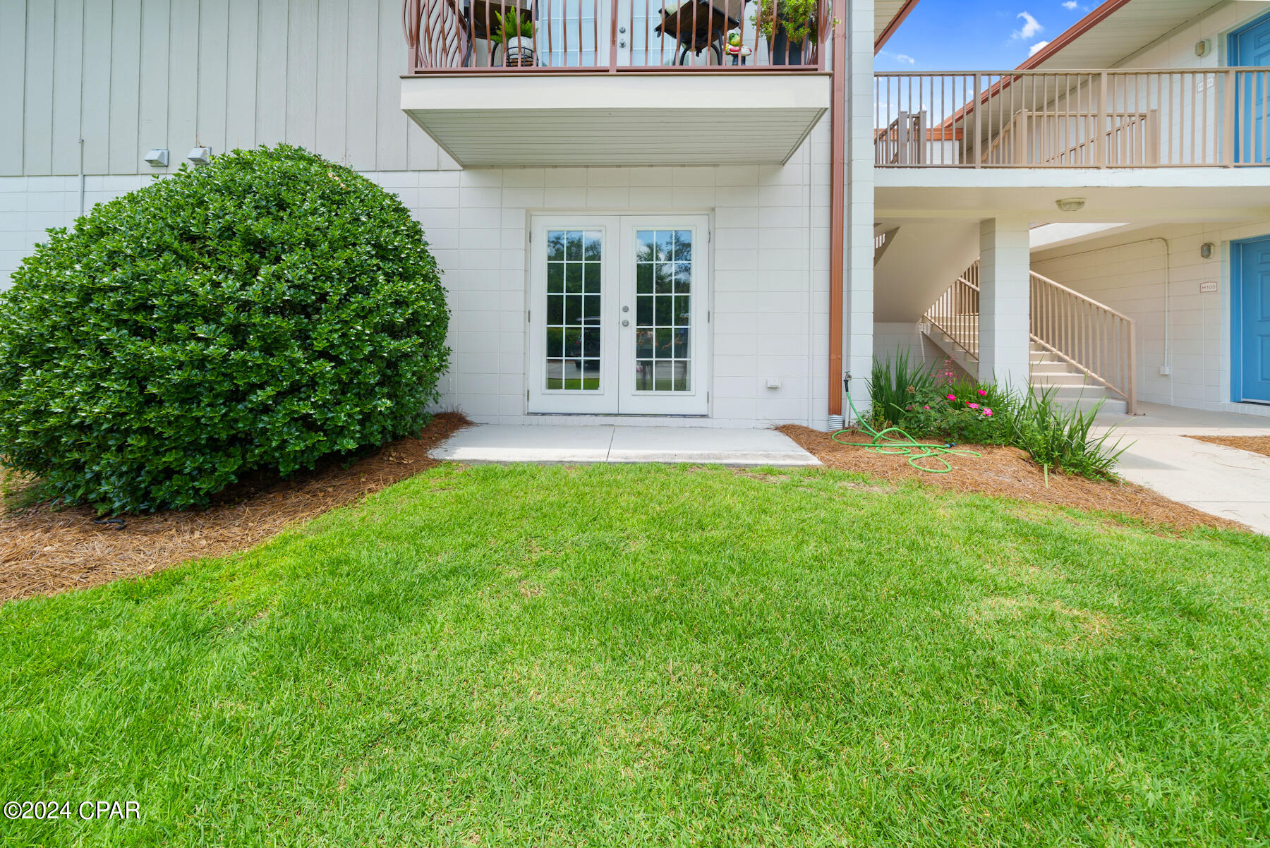 Step into the epitome of coastal living with this charming 2 bedroom, 1 bath condo nestled within the serene community of Landmark, located in St Andrews. Boasting an inviting open floor plan, this condo provides the perfect space for both comfortable living and entertaining.

Outside your doorstep lies the tranquil haven of the Landmark community, enveloped by meticulously maintained grounds and a private beach. Residents here enjoy access to a plethora of amenities, including two pools, a dock complete with private boat slips, grilling stations, picnic areas, and more.

Immerse yourself in a myriad of outdoor activities such as fishing, swimming, leisurely beach strolls, or scenic bike rides along the picturesque Beach Drive leading to downtown Panama City and Beck Ave.

**Utilities Included:**
Water/sewer, garbage disposal, lawncare, pest control, cable, and internet services are all included in the rent price, providing added convenience and peace of mind.

Pets are not permitted in this rental property. A washer and dryer are provided for tenant use, with maintenance responsibilities falling to the tenants.

Don't let this opportunity slip away. Schedule a showing today and immerse yourself in the unparalleled waterfront lifestyle offered by the Landmark community.