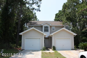 Beautiful 2 bedroom 2 1/2 bath town home with 1 car attached garage.Washer and dryer hook ups. Balcony off the master suite. Large deck in back yard with storage shed. Close to shopping and the beach. CURRENTLY OCCUPIED * CAN BE SHOWN BY APPOINTMENT ONLY