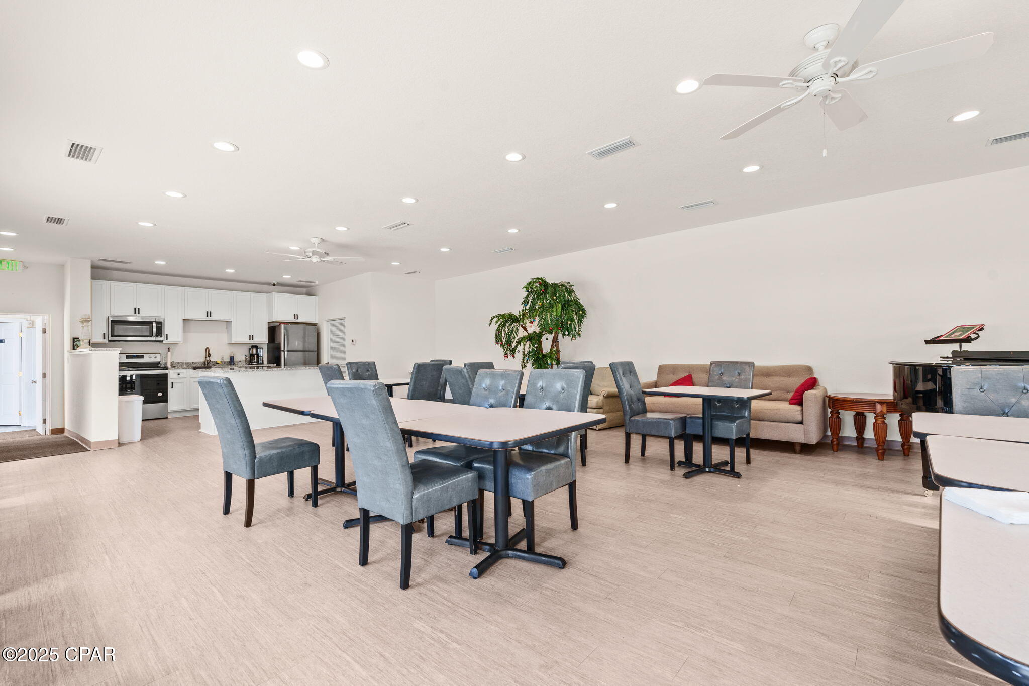Cove Condominium - Residential Lease