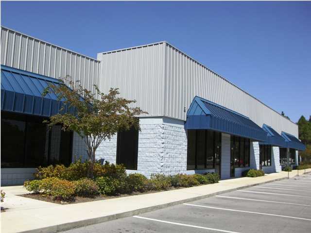 Unit 101 in Griffin Commerce Plaza is 100% office space.  This was the original developer's regional office.  The south end-cap of Building A.  Call for details and to setup a tour.