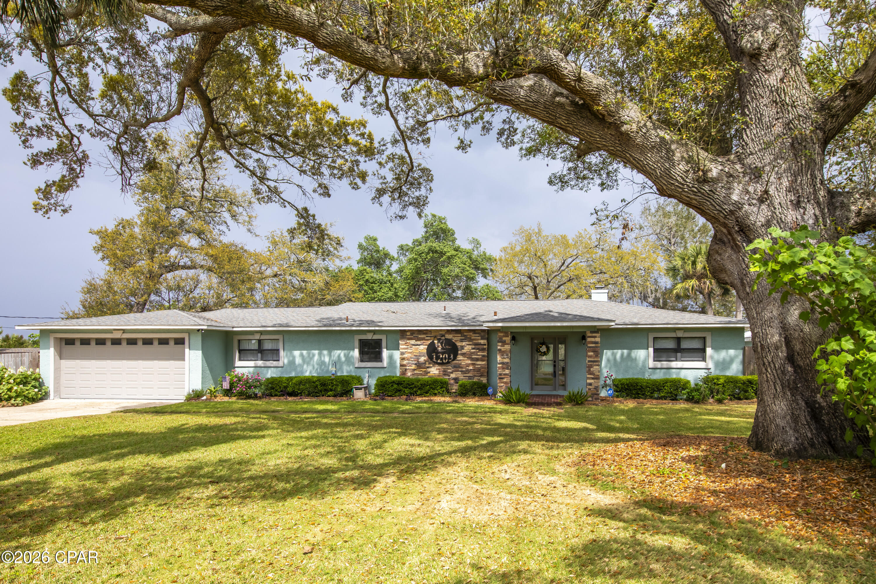 College Point 2nd Add - Residential