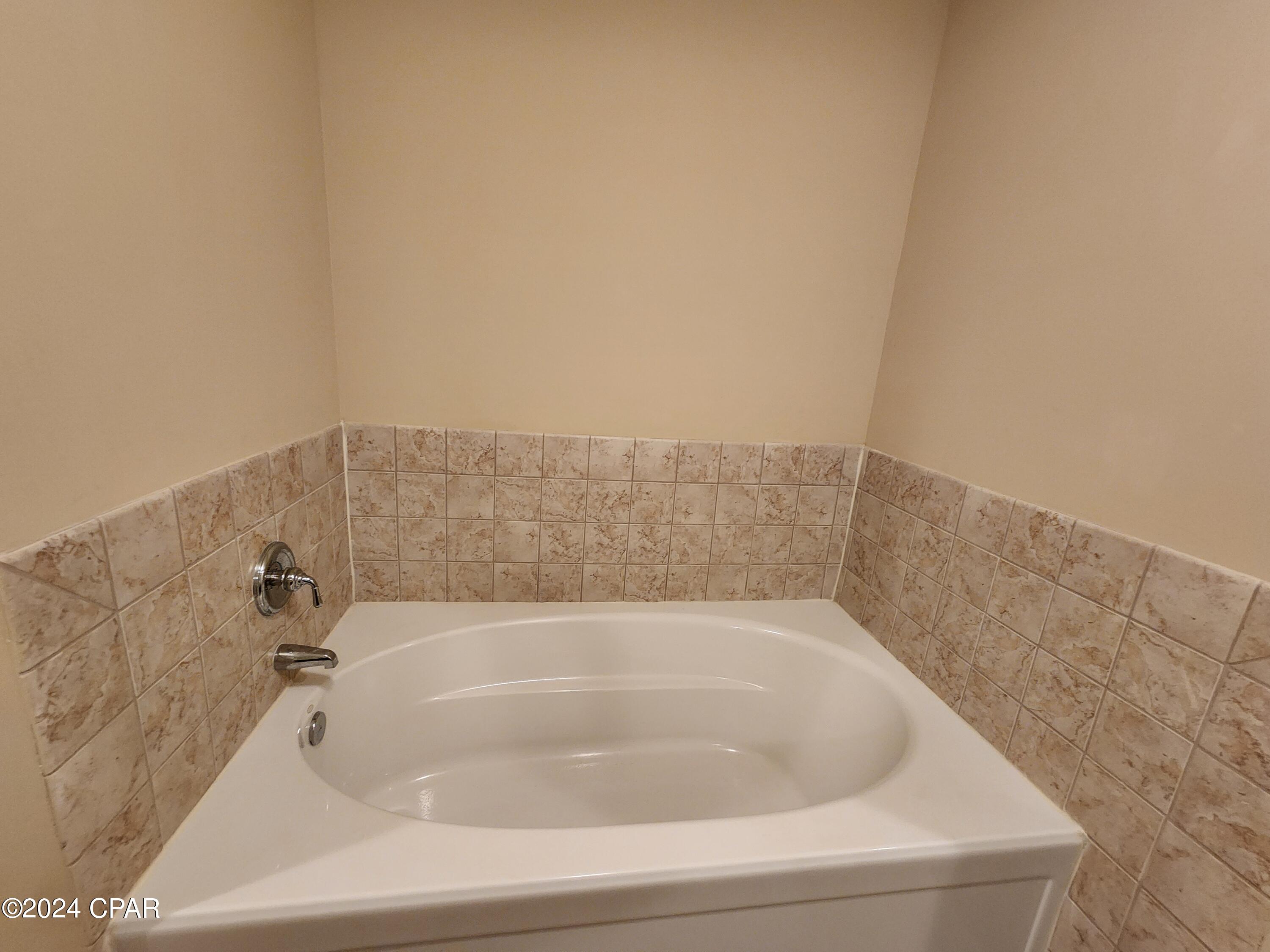 Island Reserve - Residential Lease