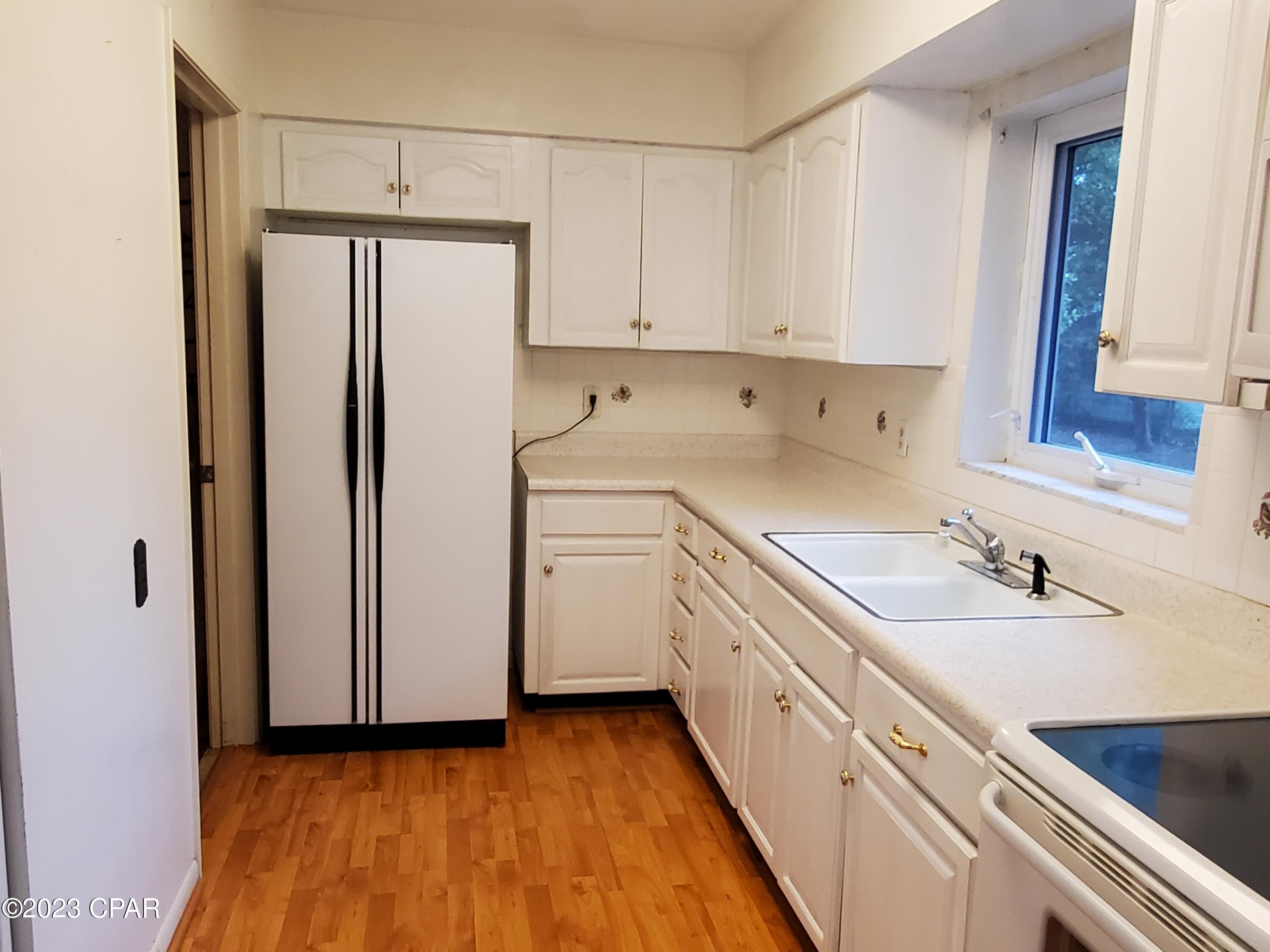 Sunny Hills Unit 4 - Residential