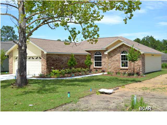 SELLER IS OFFERING $2500 buyer rebate on this BRAND NEW CONSTRUCTION in popular Cherokee Heights neighborhood. This 3 bedroom, 2 bath home is quality built by a well known local builder! Rest assured knowing that the home will be built with quality in mind! The interior features a split bedroom plan and a master bath ''retreat'' with his and hers double vanities, corner garden tub and separate shower. The remaining two bedrooms are very spacious and share a full bathroom. The living concept of the home is open and airy with the kitchen and living room open to each other. An island bar and dining area allow plenty of room for the family too! A brick front and vinyl sides make this home easy to maintain. For car storage there is a two car garage. If you are looking for a brand new home i