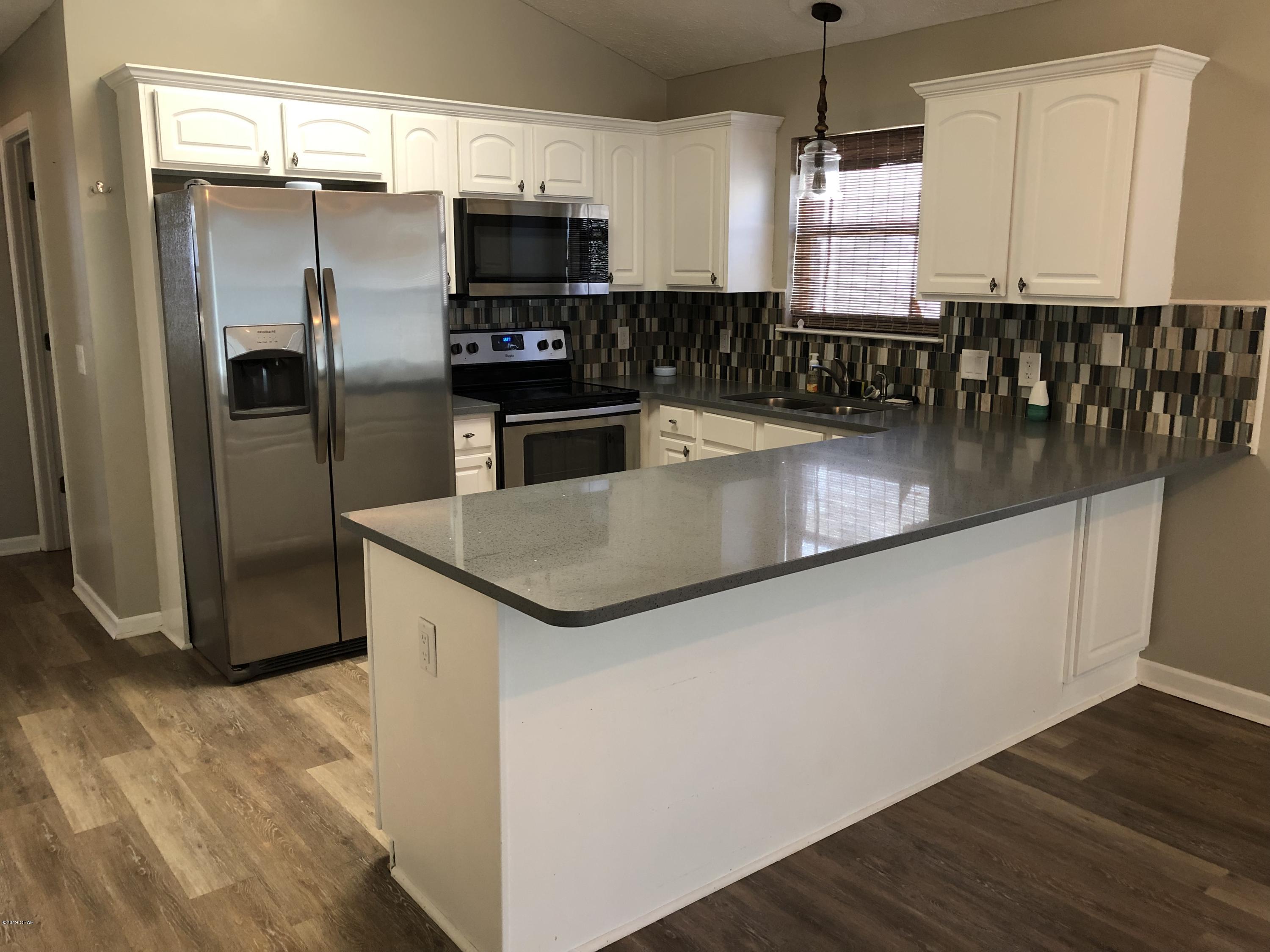 Palm Cove - Residential Lease