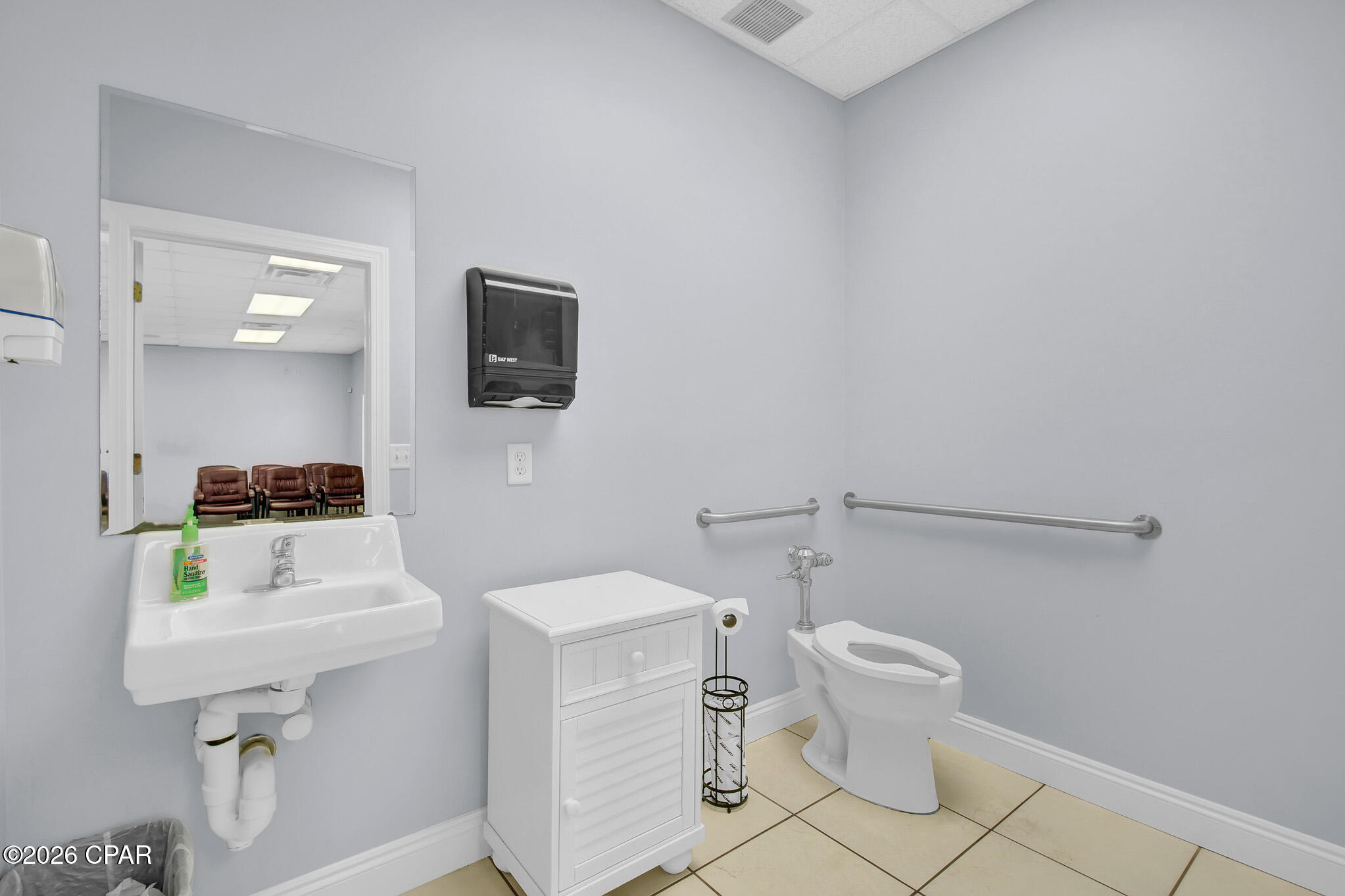 [No Recorded Subdiv] - Commercial Sale