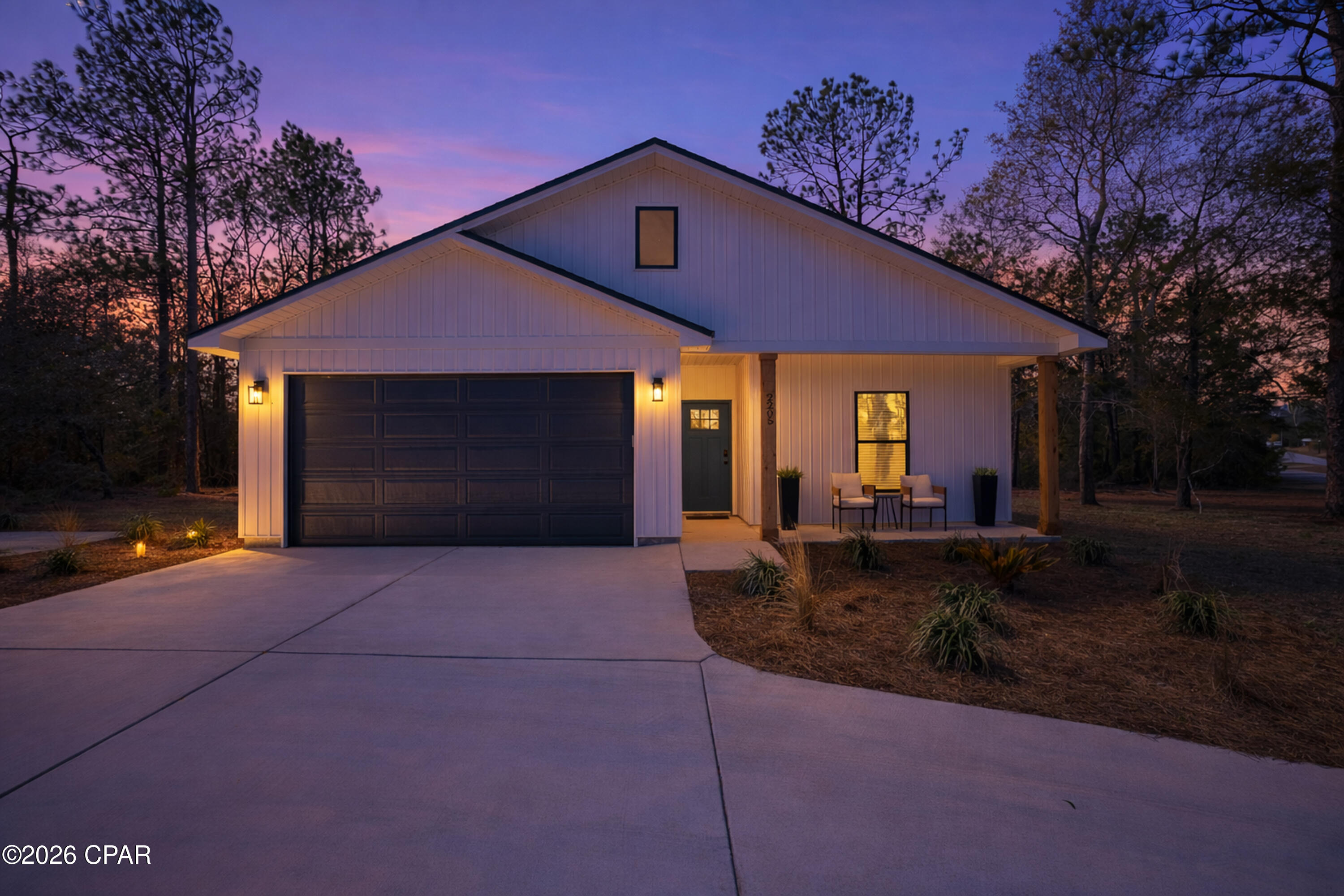 **UNDER CONSTRUCTION - EST COMPLETION JULY 2026** 

Seller offering $7,000 flex cash!

New construction in Sunny Hills with upgrades included as standard. 1,300 sqft open floor plan, 9' ceilings, LVP flooring, and modern finishes. Kitchen features quartz countertops, white shaker cabinets, subway tile backsplash, GE appliances, and farmhouse sink.

Spacious primary suite with dual vanities + private bath. Separate laundry room.

Enjoy lakes, boat ramps, parks, beach, golf course & no HOA.

Limited-time: choose FREE fridge, washer/dryer, or blinds.

Schedule your tour today!