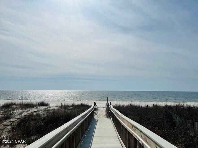 Mexico Beach Bus Cent - Land
