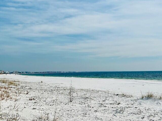 Mexico Beach Bus Cent - Land