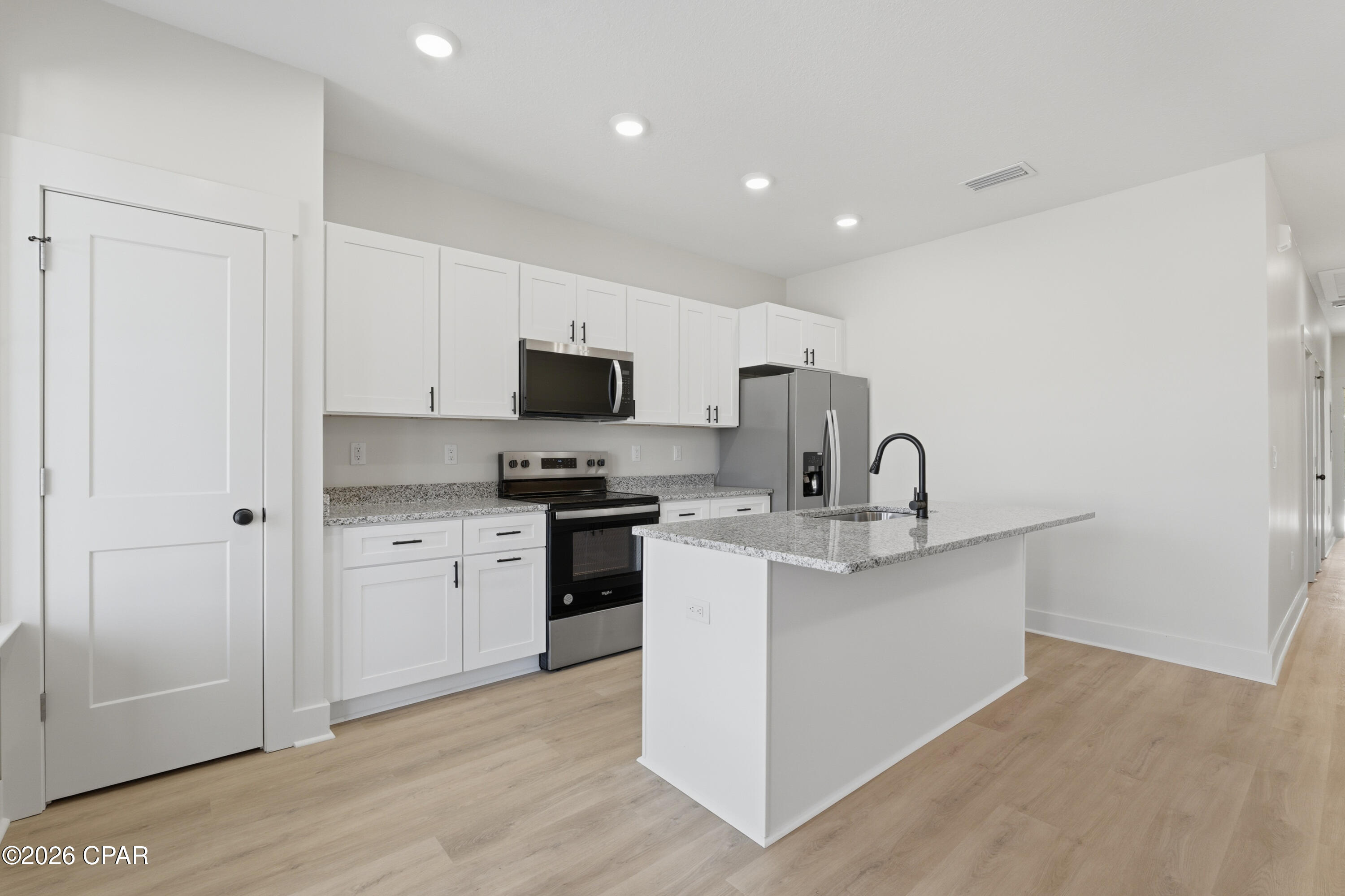 [No Recorded Subdiv] - Residential Lease