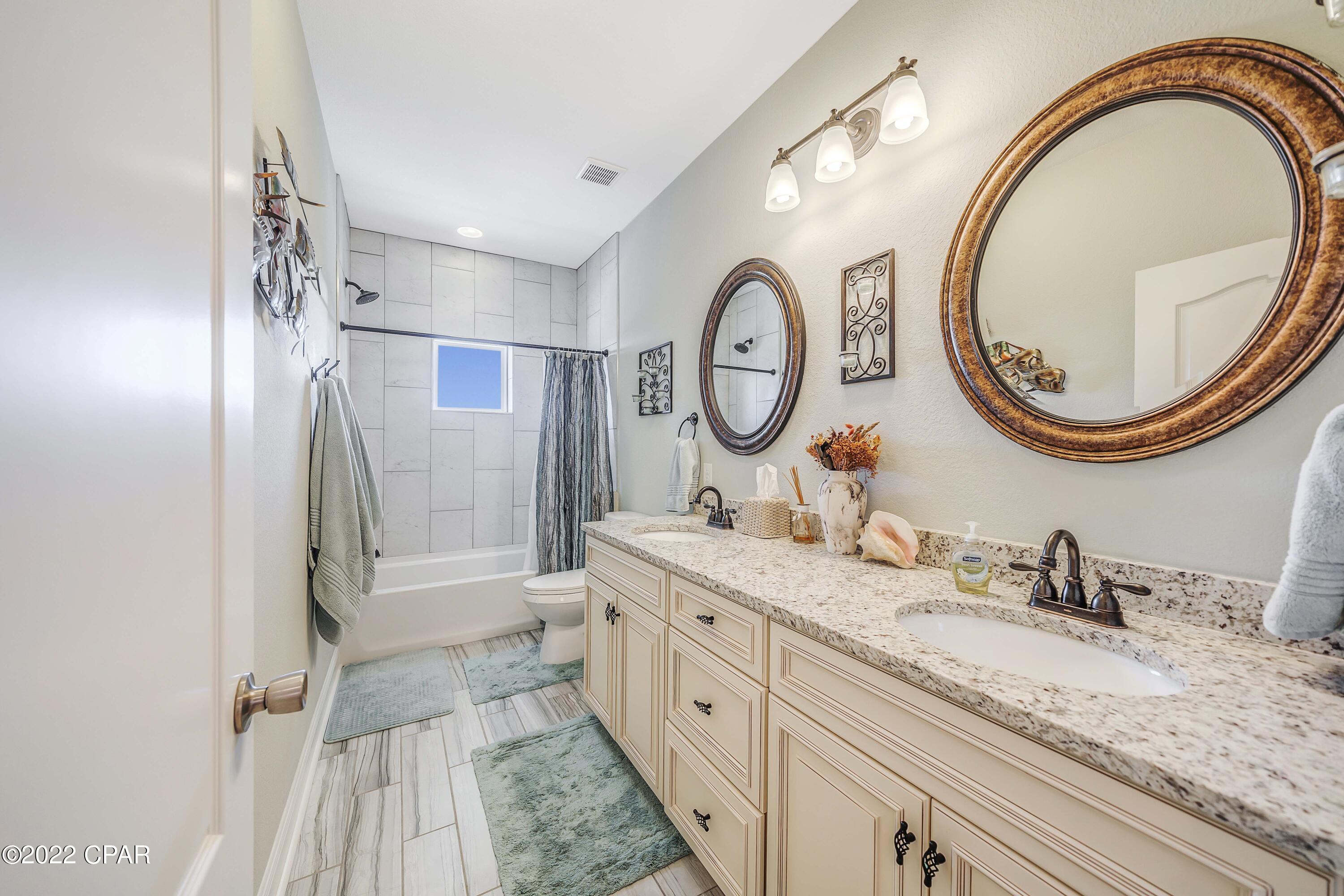 Lakes At Summer Breeze - Residential