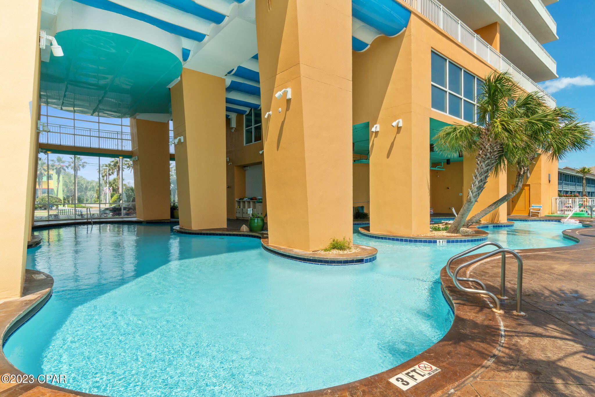 Splash Condo - Residential