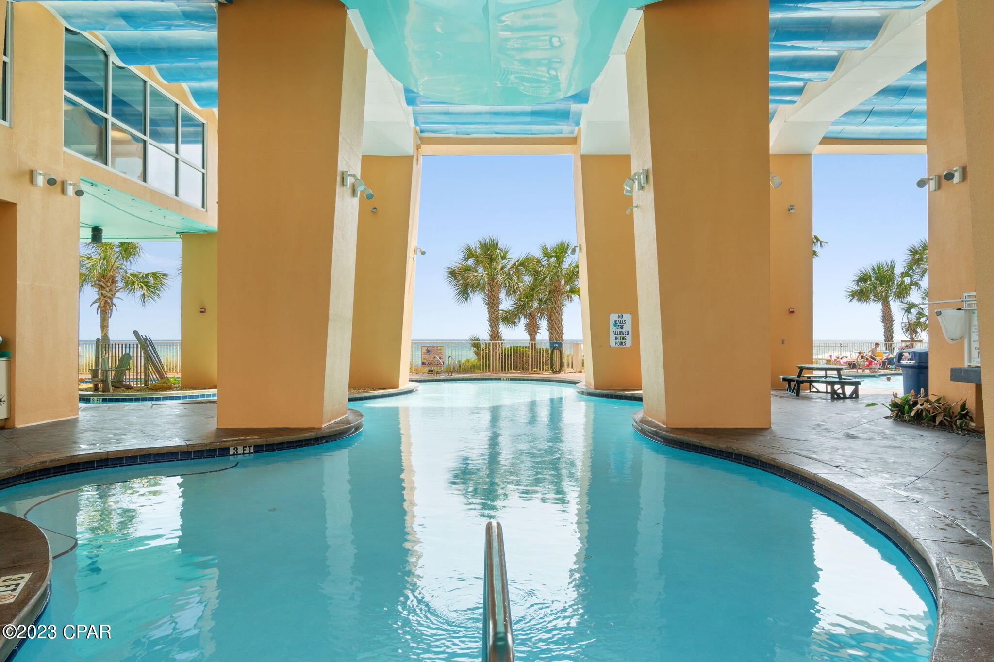 Splash Condo - Residential