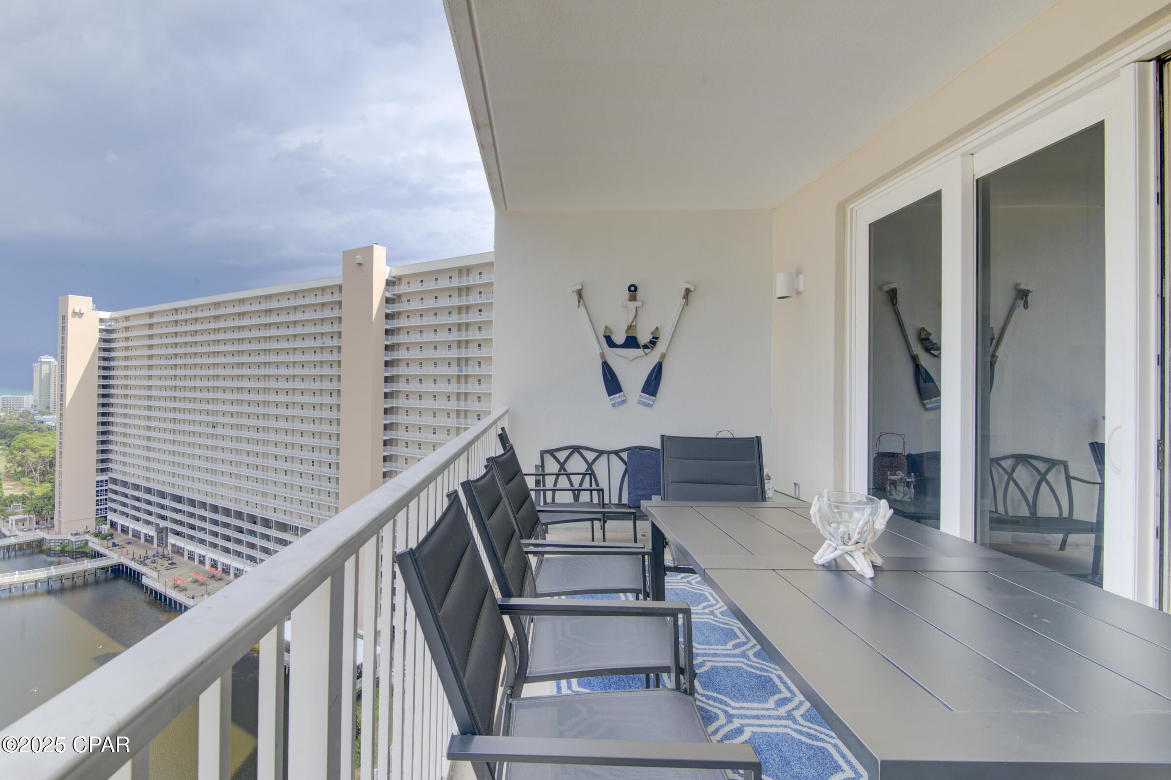 Laketown Wharf - Residential